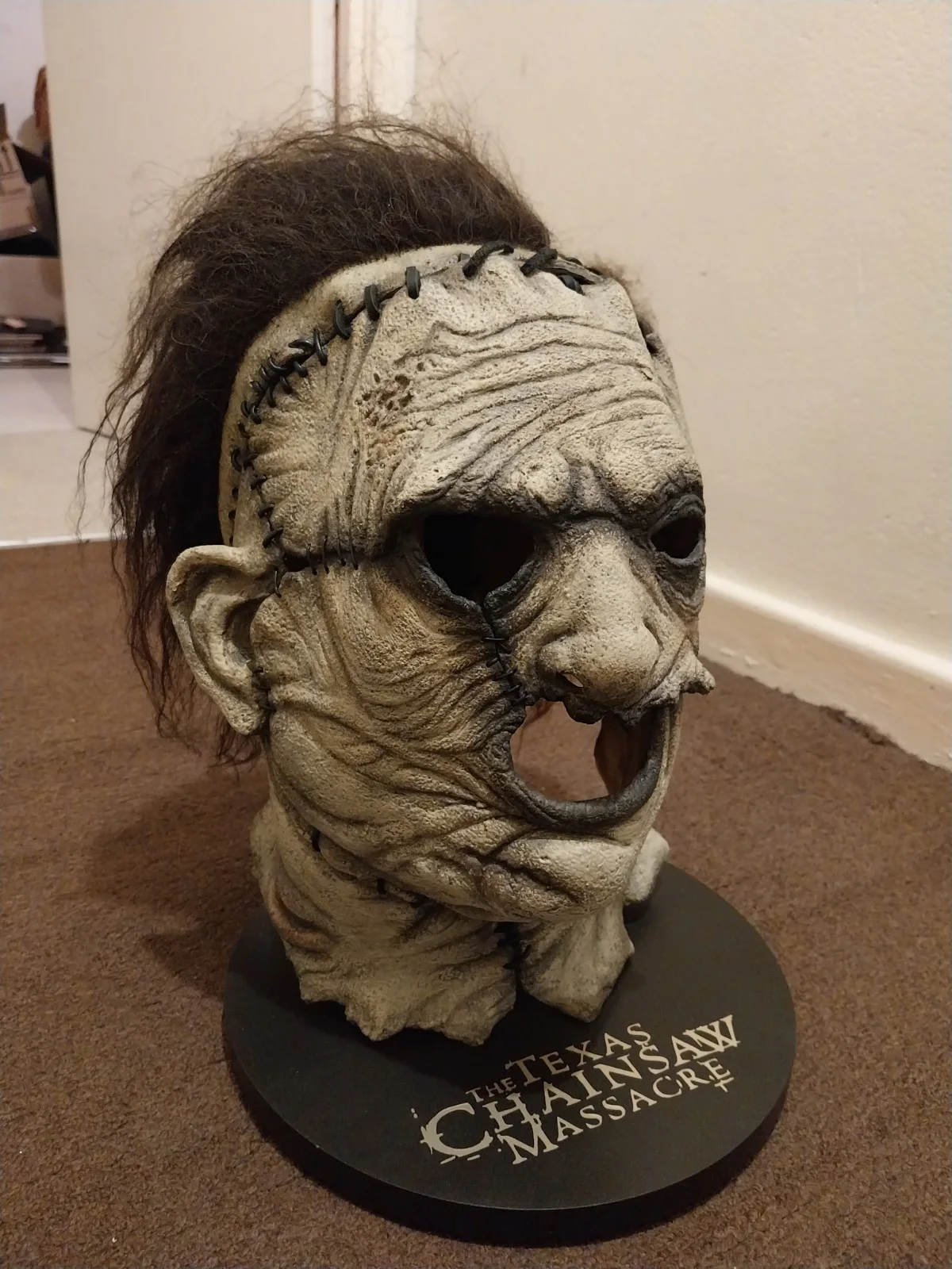 The Texas Chainsaw Massacre 2003 Mask Rehaul By Horrorschoolcustoms + stand, image 2