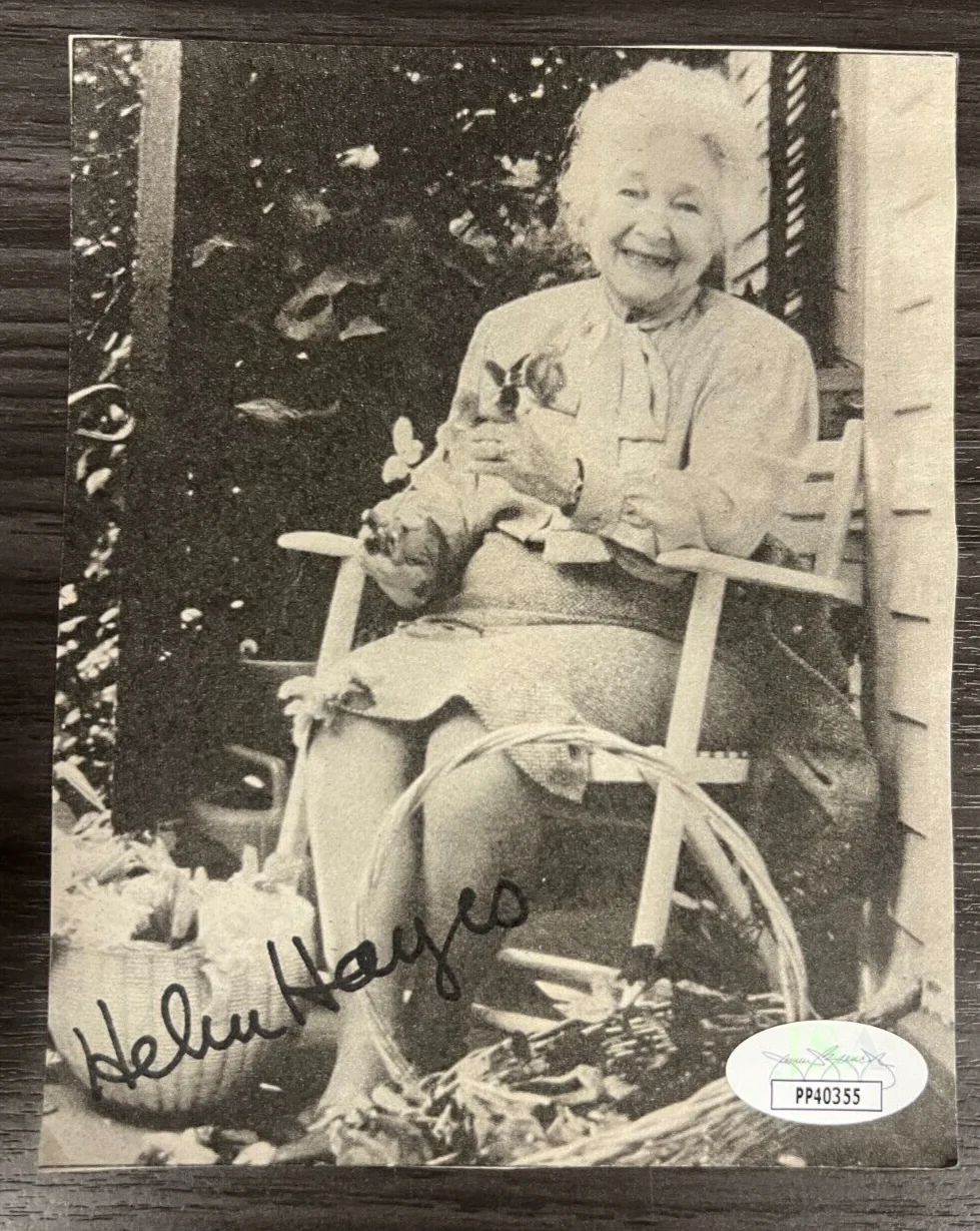 Helen Hayes — Helen Hayes Signed B&W Photograph JSA Cert w/COA Theatre & Film Actress (d.'93)!, изображение 2
