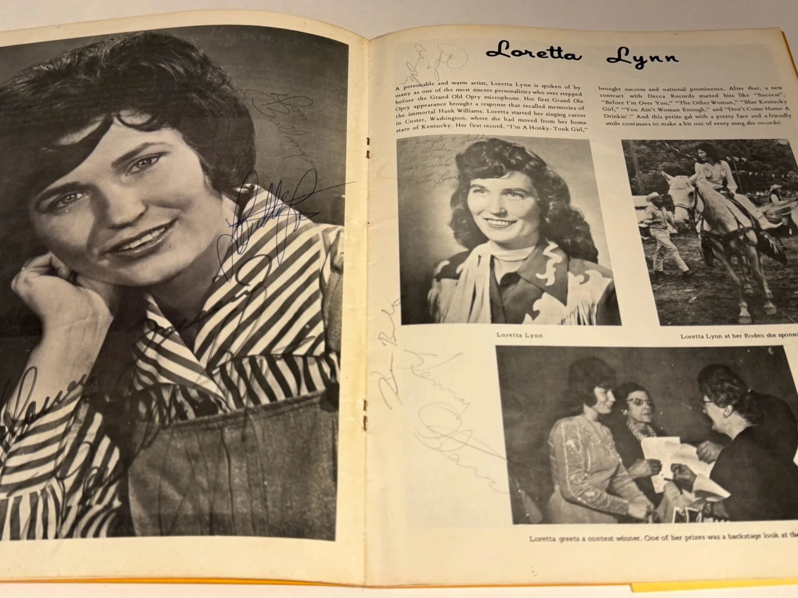 Rare signed country music scrapbook Stringbean Loretta Lynn tub 1972 more, image 2