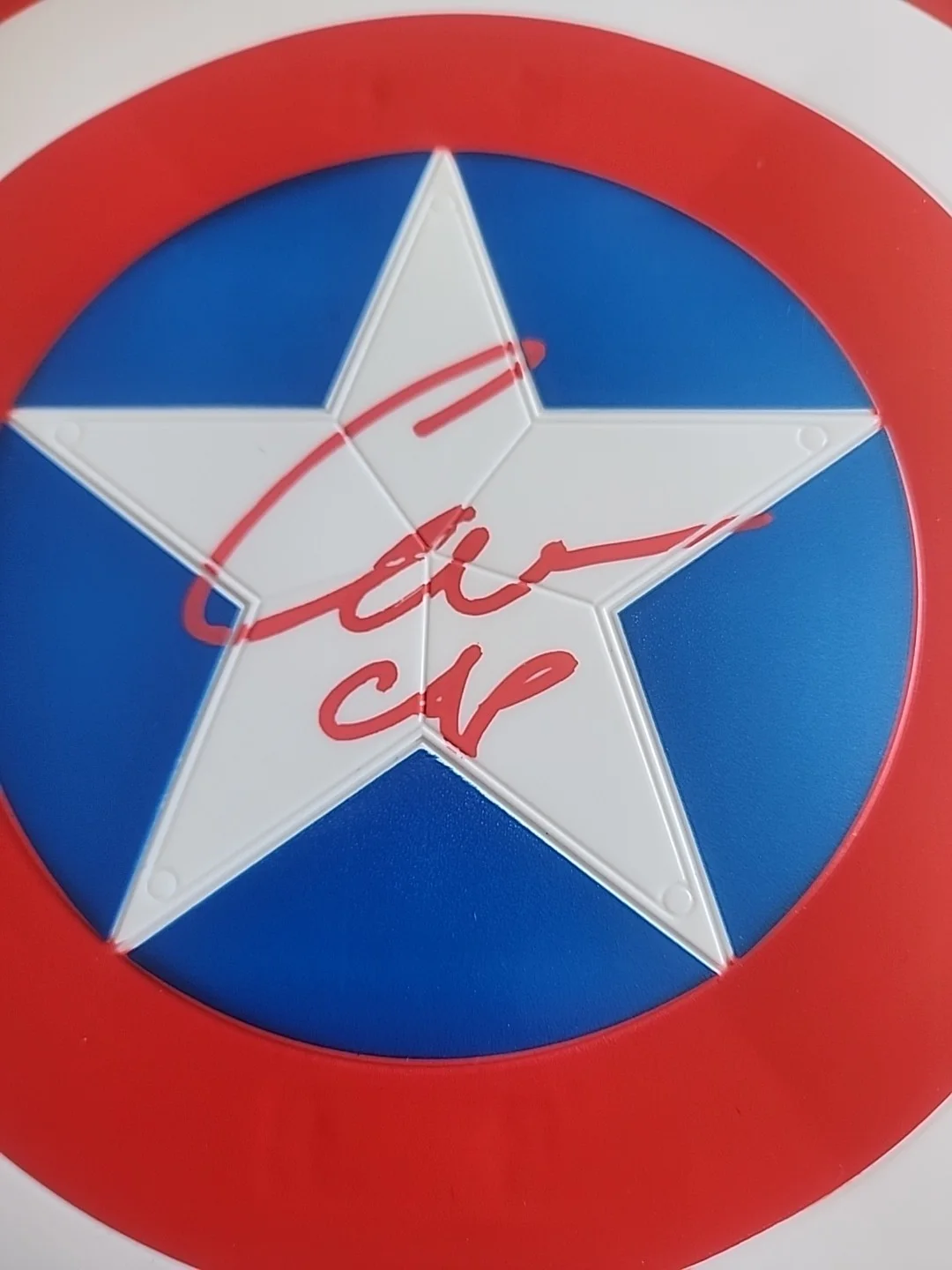 Chris Evans — CHRIS EVANS SIGNED Marvel Avengers Captain Americas Shield W/ PRO-CERT COA 🇺🇲, image 4