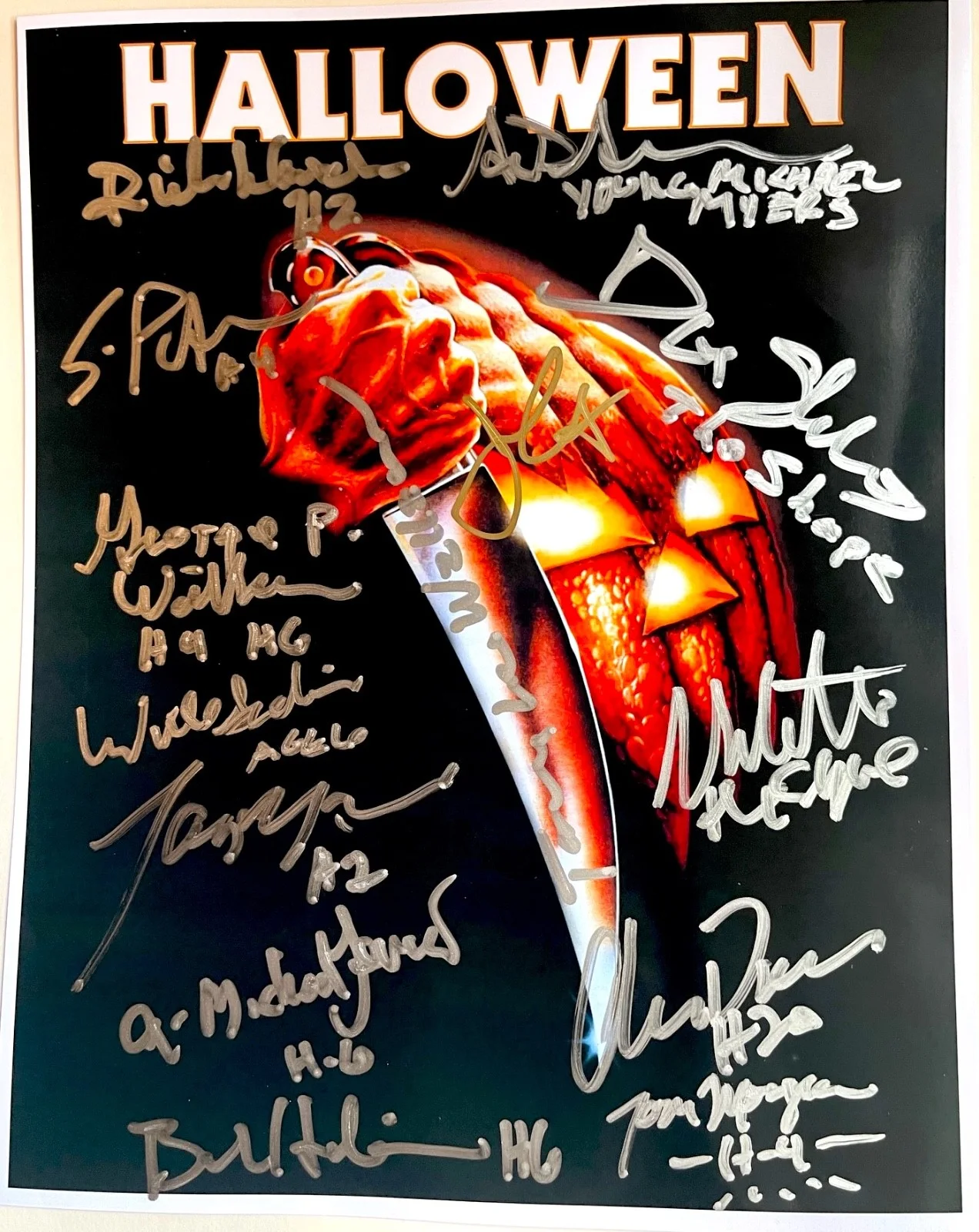Cast — HALLOWEEN 8x10 photo cast signed by JAMIE LEE CURTIS JOHN CARPENTER Horror
