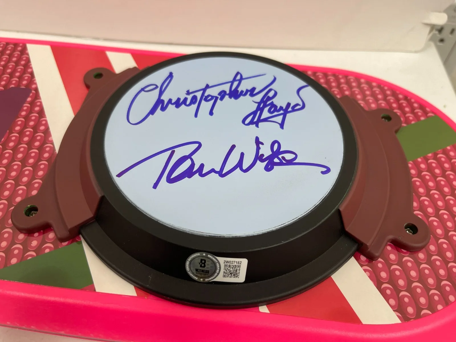 MICHAEL J FOX — Back to the Future Cast Signed Hoverboard Michael J Fox Lloyd +2 Beckett Witness, image 3