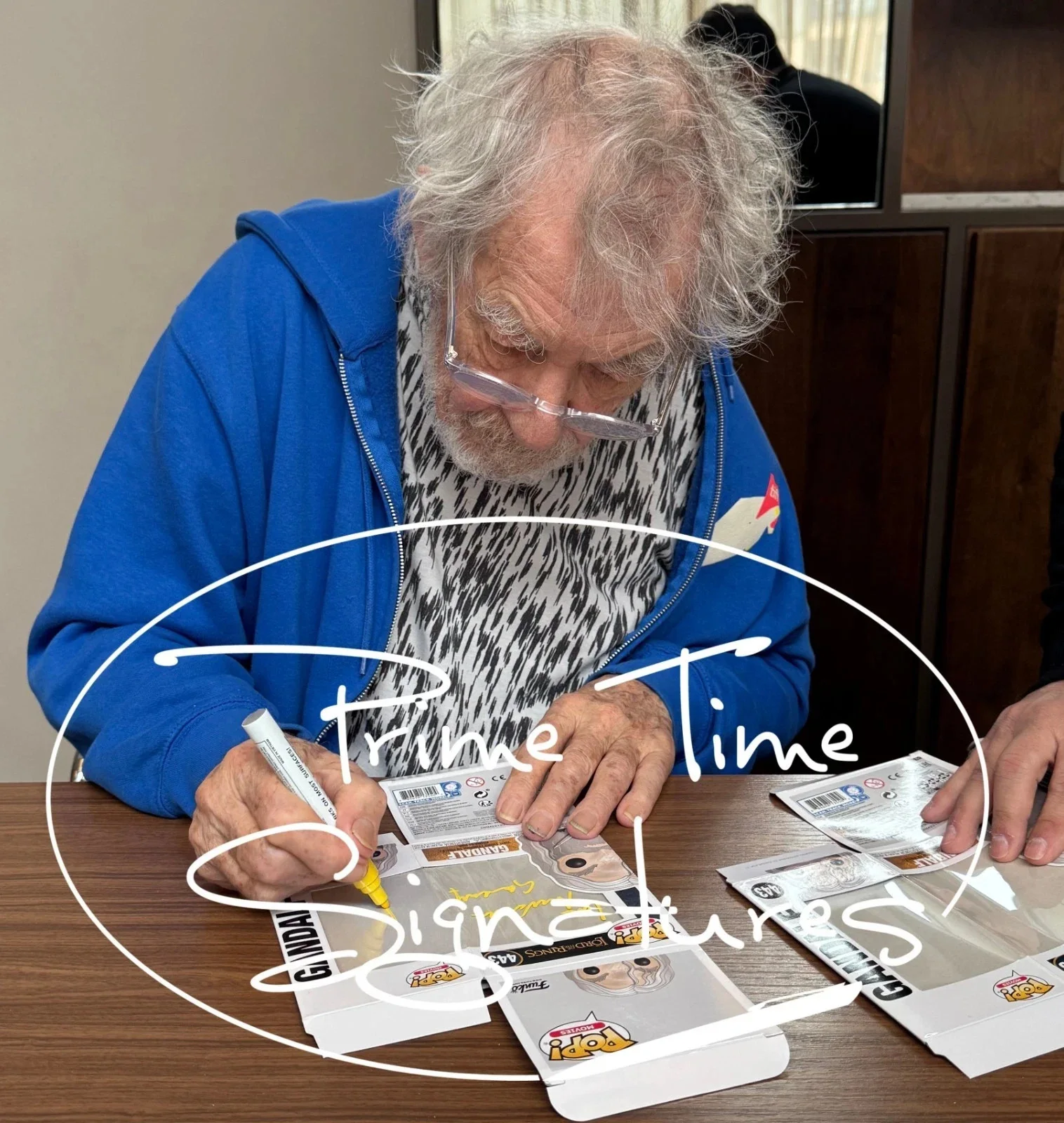 Ian McKellen — Ian McKellen Signed Gandalf Funko Lord of the Rings Authentic Autograph Beckett, изображение 2