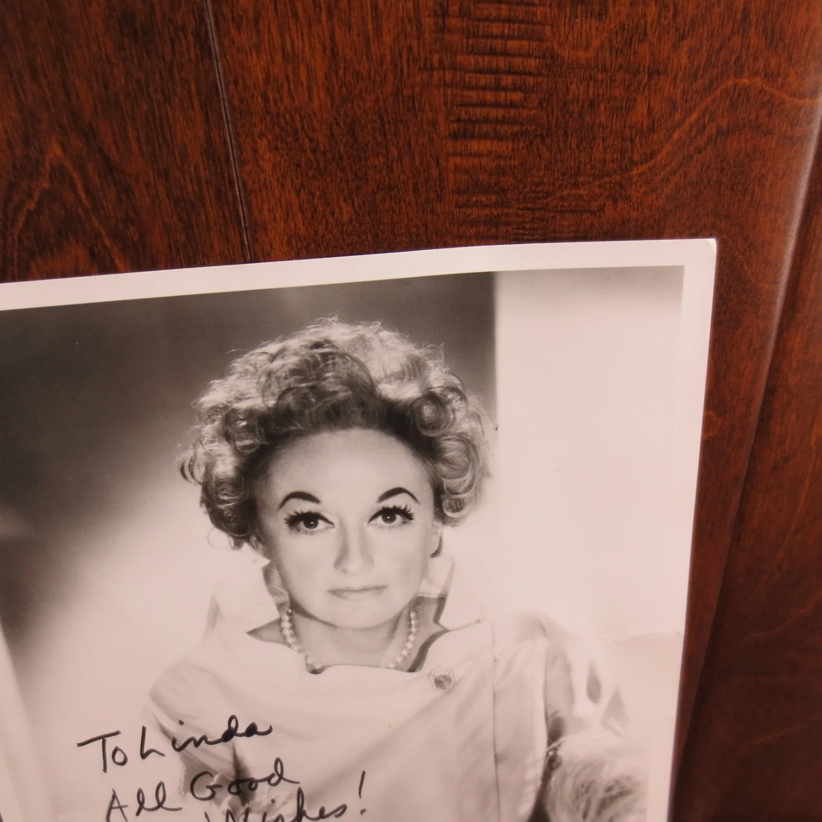 Phyllis Diller — Phyllis Diller Signed Autographed 8” X 10” Black & White, image 3