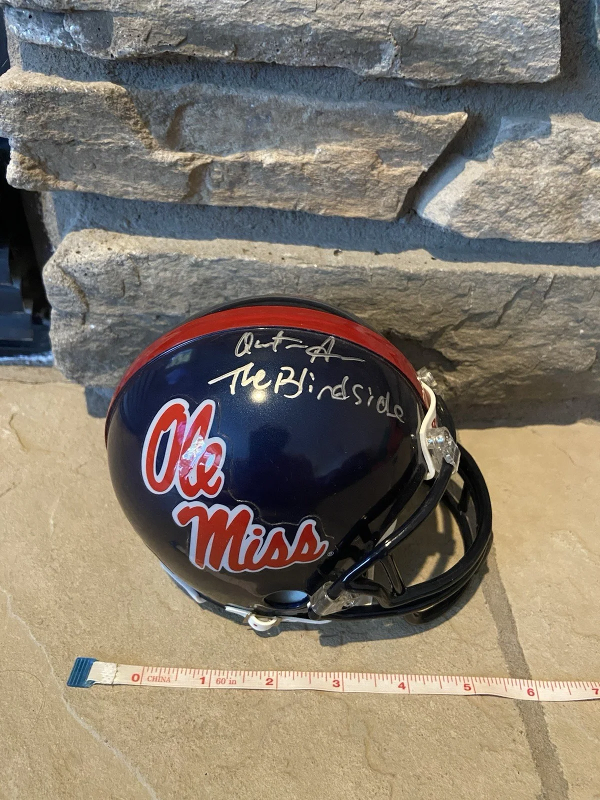 Quinton Aaron — Quinton Aaron Signed Mini Football Helmet - COA - “The Blind Side” Ole Miss NCAA