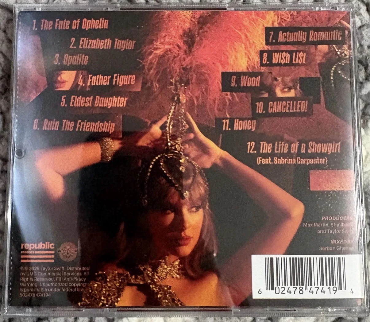 Taylor Swift - The Life of a Showgirl CD + Hand Signed Photo 1 IN HAND, изображение 3