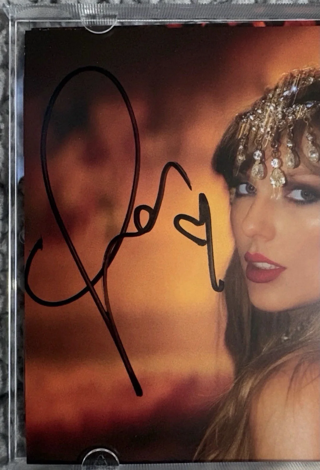 Taylor Swift - The Life of a Showgirl CD + Hand Signed Photo 1 SHIPS NOW!, изображение 4