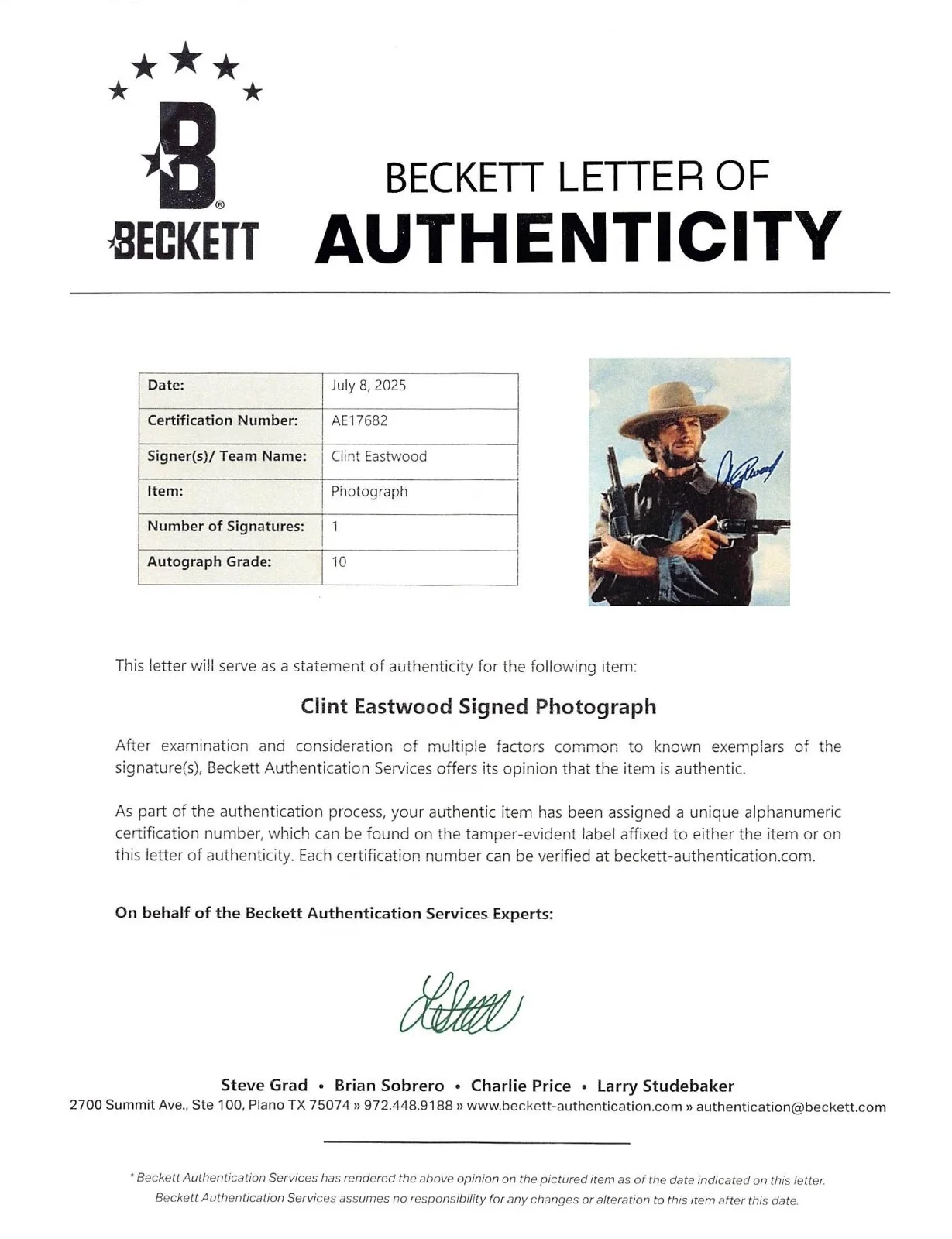 Clint Eastwood — Clint Eastwood Signed 8x10 Photo The Outlaw Josie Wales Beckett 10 Autograph, изображение 2