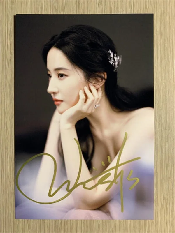 6" 刘亦菲/Crystal Liu Hand Signed Autographed Photo Autographs Collection Original, изображение 2