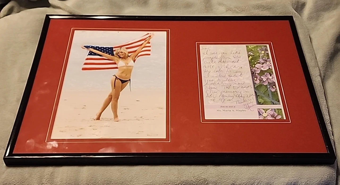 MARLA MAPLES TRUMP — Marla Maples (Ex Trump Wife) Signed Letter & Framed Photo Display