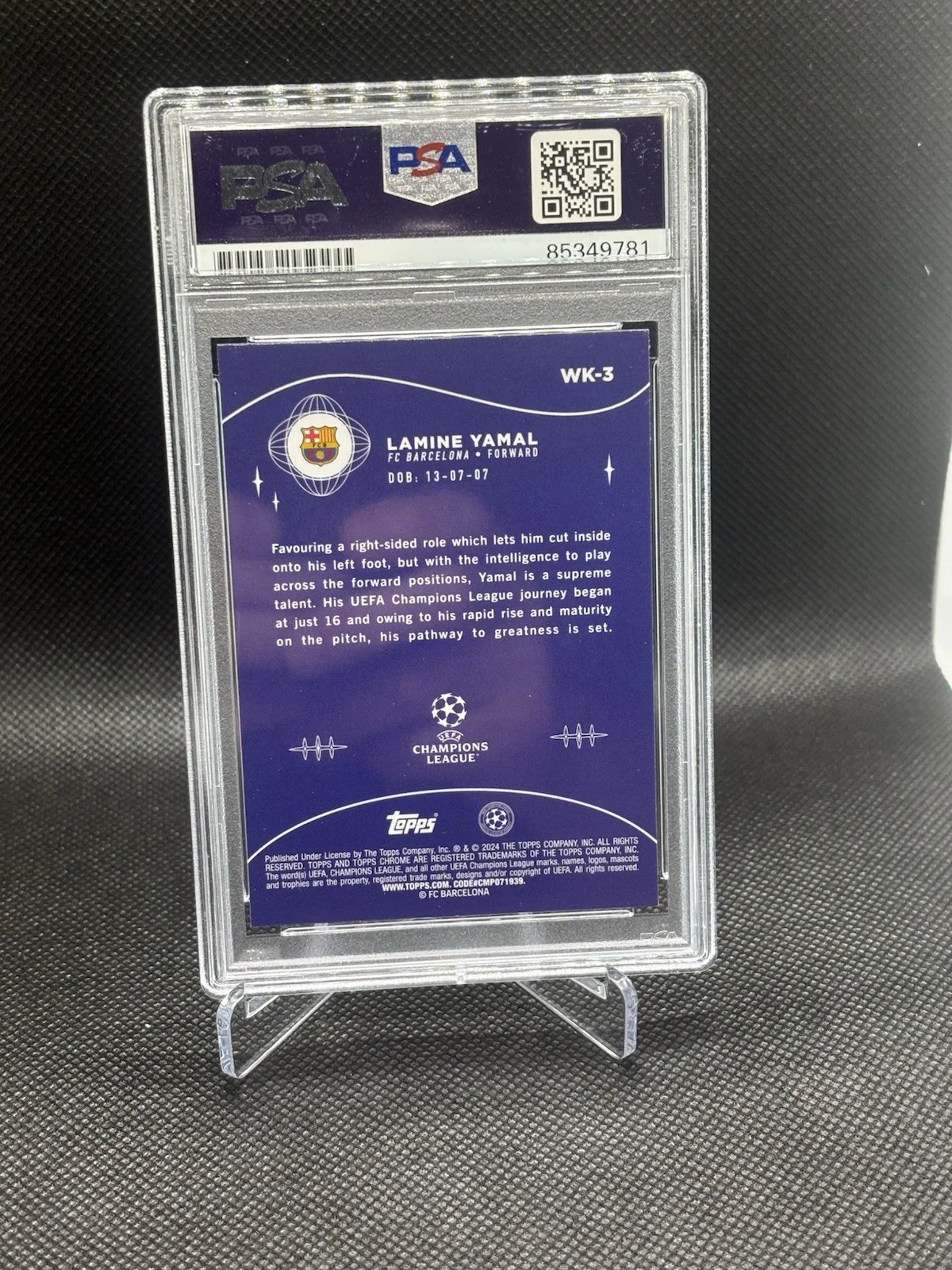 LAMINE YAMAL — LAMINE YAMAL SIGNED 2023-24 TOPPS CHROME WONDERKID PSA DNA CERTIFIED CARD, изображение 2