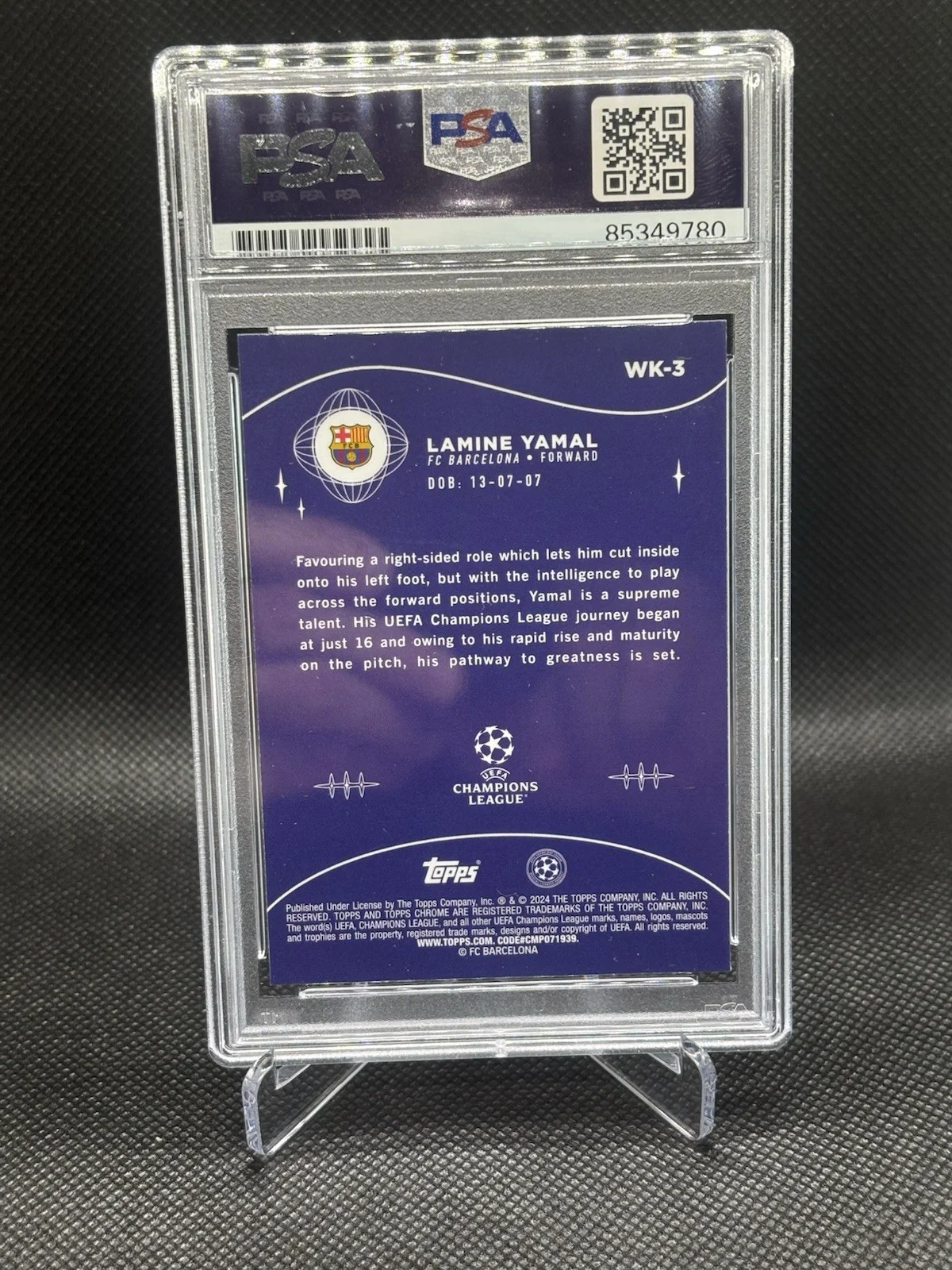 LAMINE YAMAL — LAMINE YAMAL SIGNED 2023-24 TOPPS CHROME WONDERKID PSA DNA CERTIFIED CARD, image 2