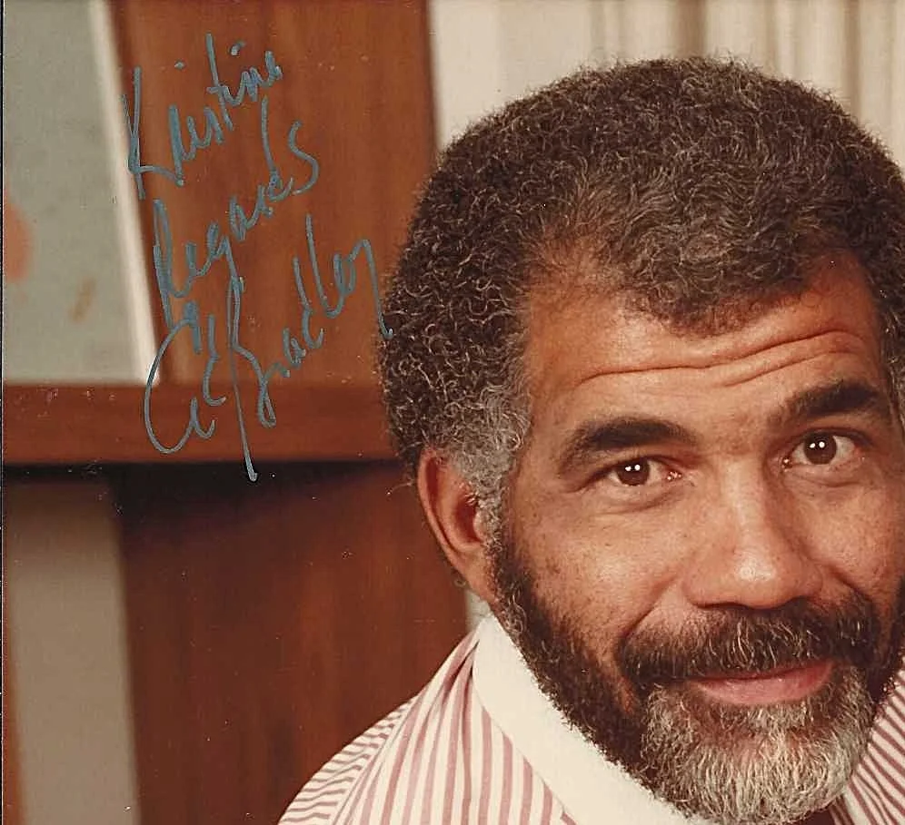 ED BRADLEY — ED BRADLEY - 60 MINUTES - HAND SIGNED PHOTO 8x10, image 2