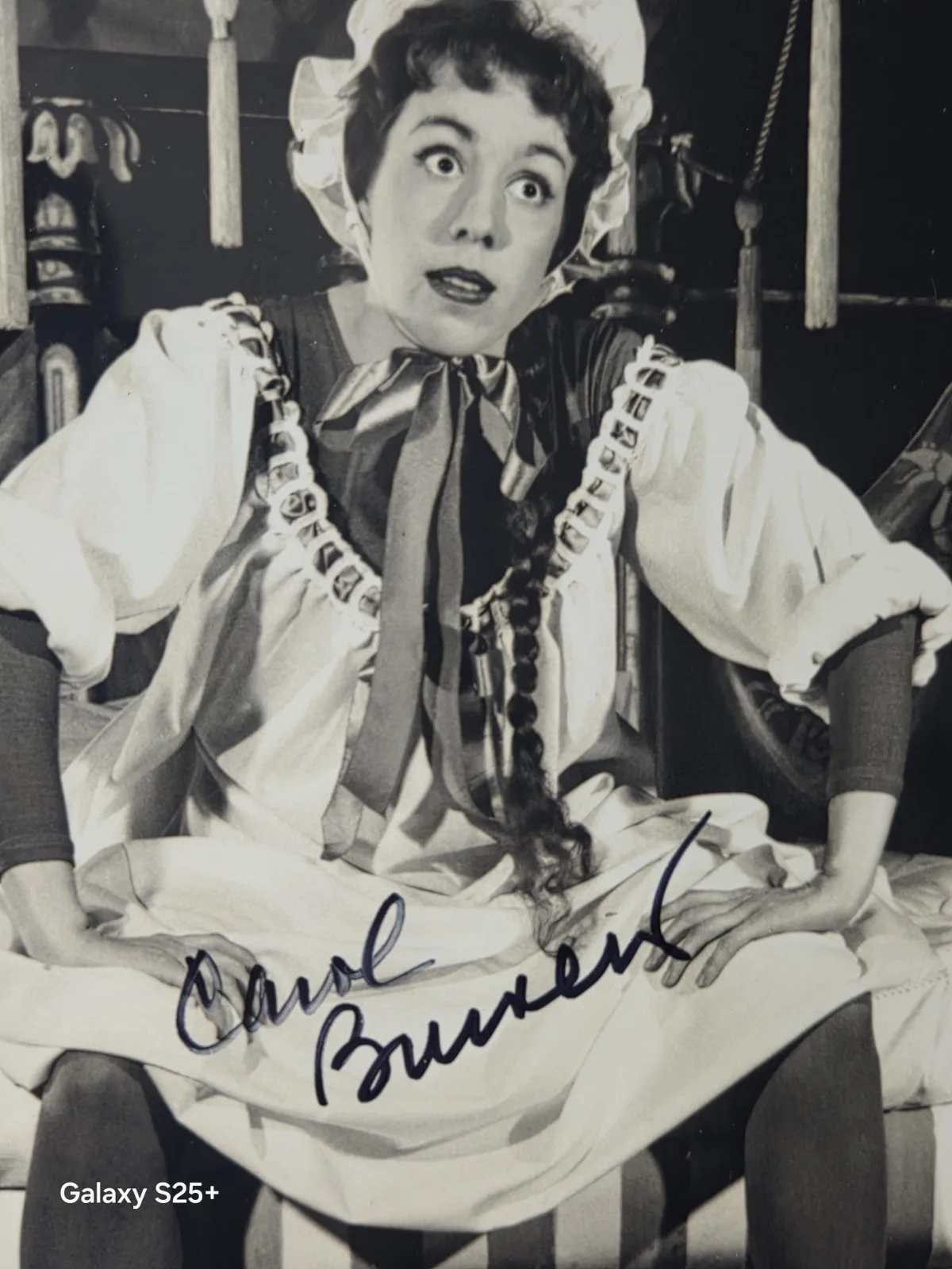 carol burnett — Carrol Burnett Signed 8x10 Photo Beckett Bas Funny Toploader 😁, изображение 3