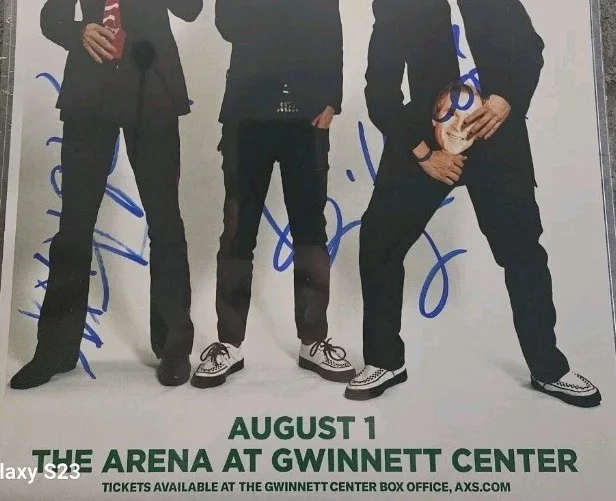 Green Day AUTOGRAPHED 11X17 concert POSTER SIGNED All 3 Members 8/1/2009!, image 3