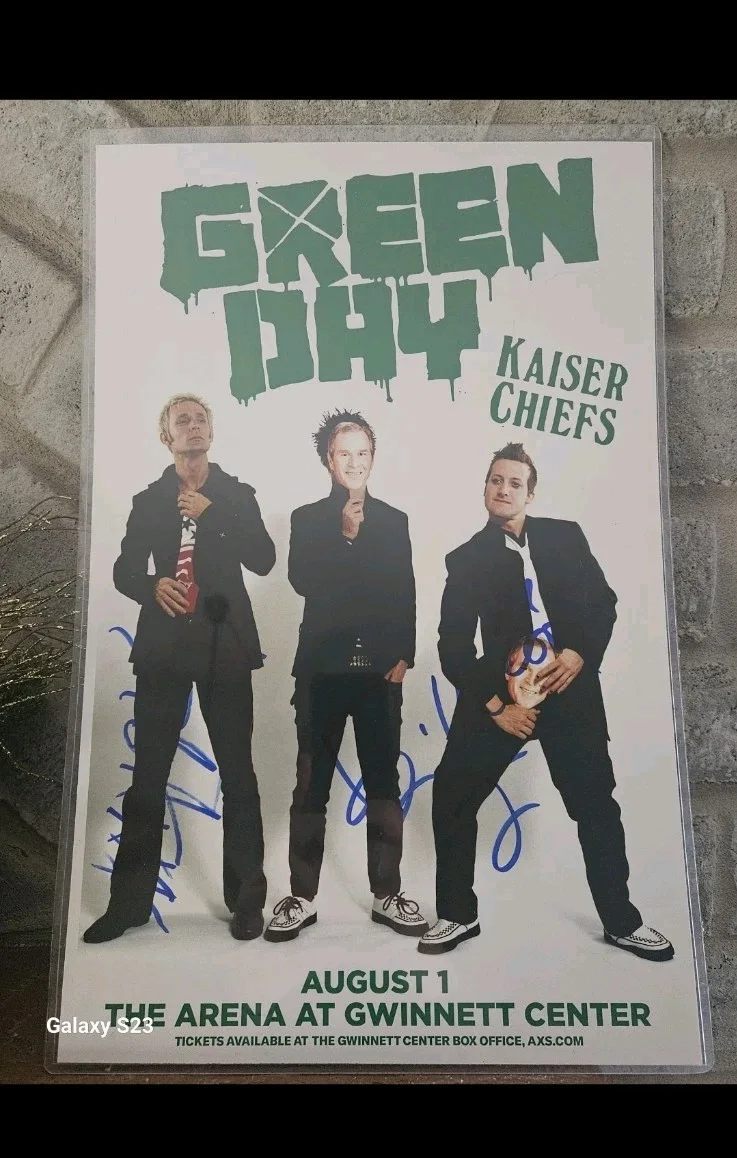 Green Day AUTOGRAPHED 11X17 concert POSTER SIGNED All 3 Members 8/1/2009!, image 4