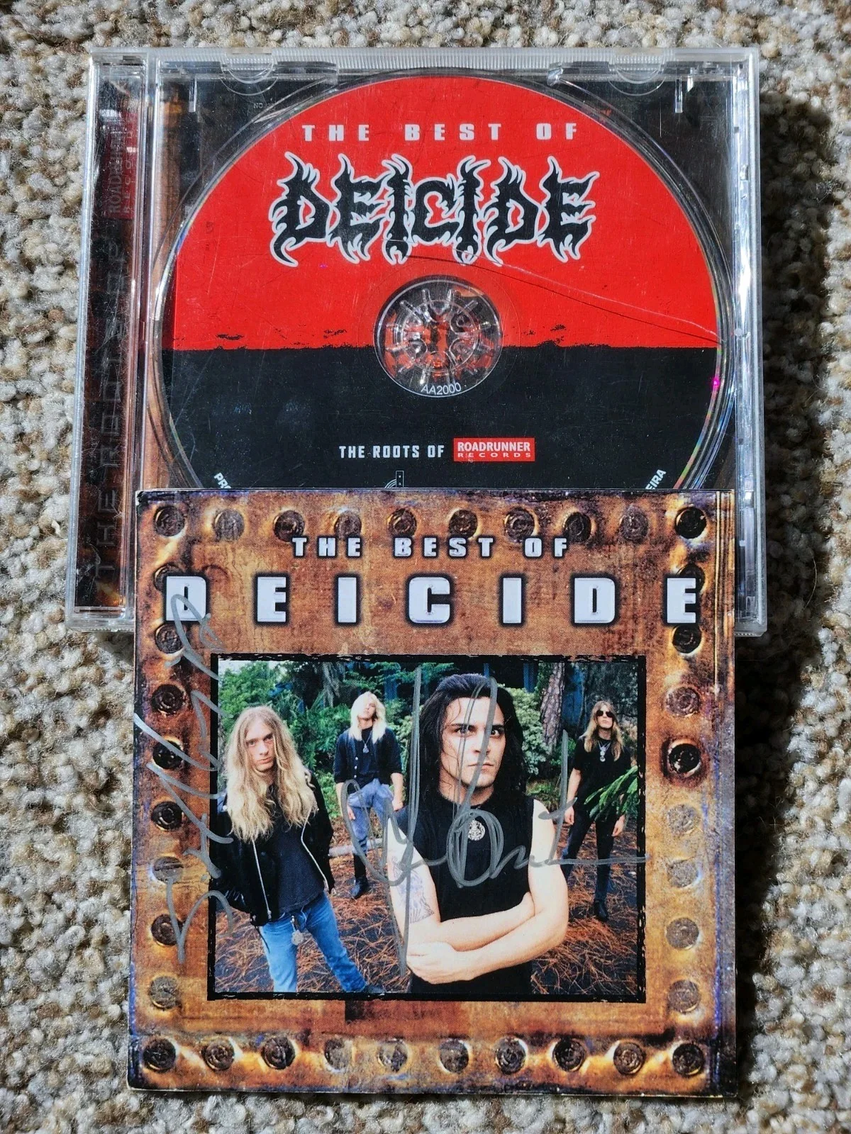 Signed DEICIDE "Best Of" CD AUTOGRAPHED By Glen & Steve Original Metal Album, изображение 2