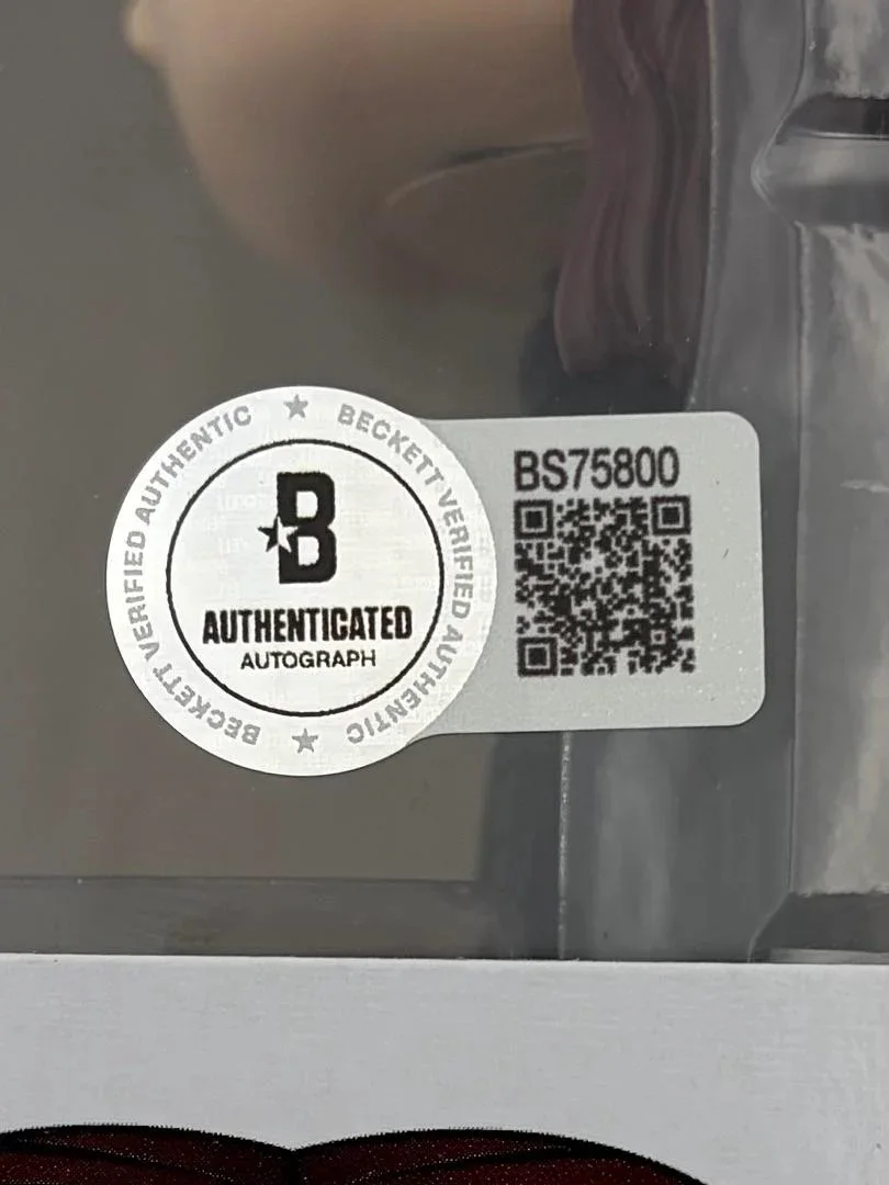 Sophie Turner — Sophie Turner signed "Sansa Stark" Funko #28 (Game of Thrones) - *RARE* Beckett, изображение 4