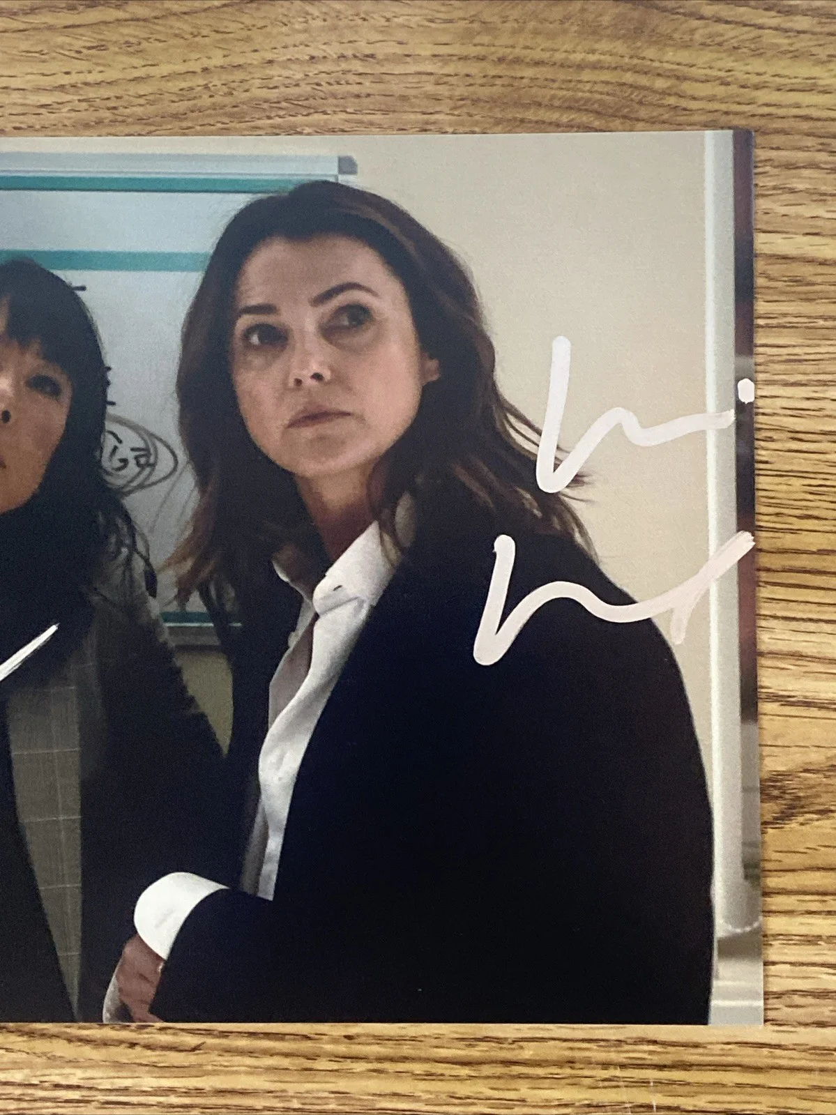 Keri Russell, Ali Ahn — Keri Russell & Ali Ahn Autographed 8x10 The Diplomat Photo Kate Wyler Eidra Park, изображение 3