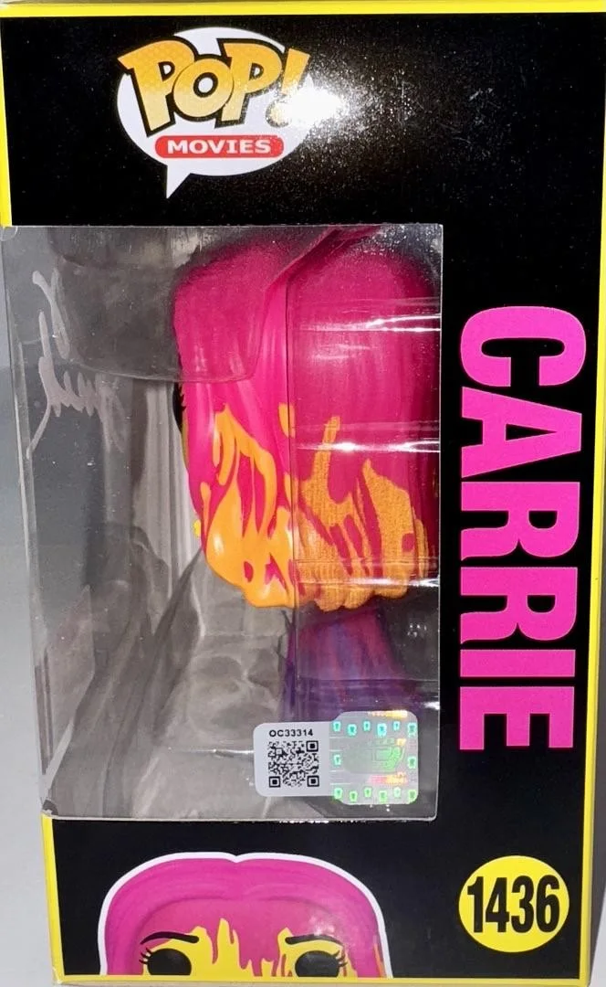 Sissy Spacek — Sissy Spacek Signed Limited Edition Funko #1436 "Carrie"-OC Celebrity Marketing, изображение 4