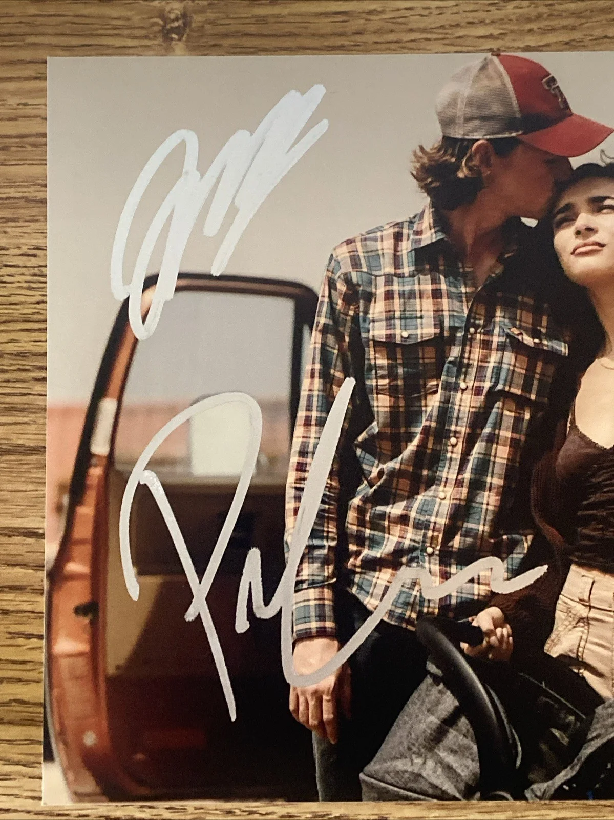 Jacob Lofland, Paulina Chavez — Jacob Lofland & Paulina Chavez Autographed 8x10 Landman Photo Cooper Ariana, изображение 2
