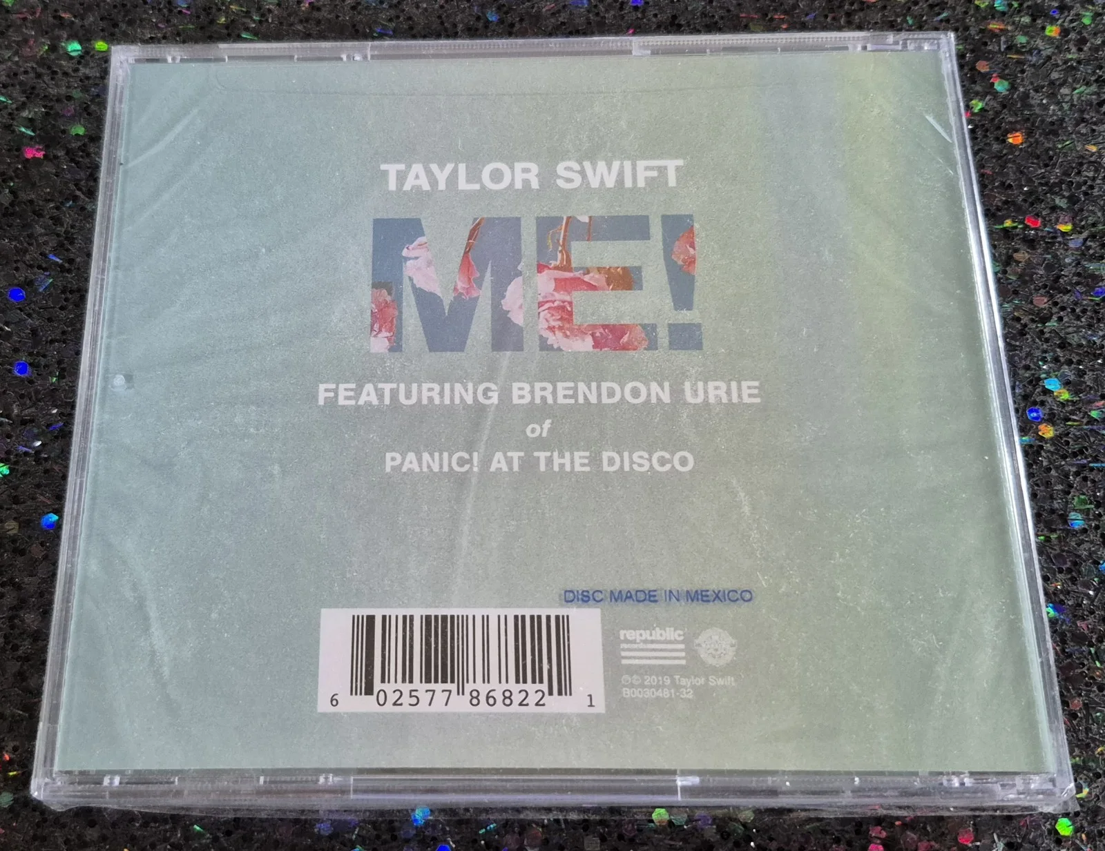 Taylor Swift Signed Lover Booklet & ME! CD Single 2019, image 5