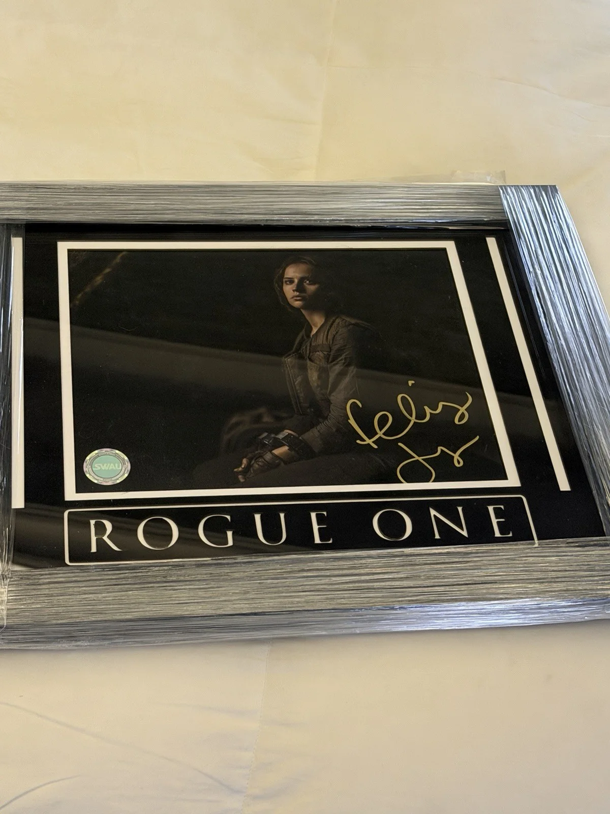 Felicity Jones — Star Wars Felicity Jones Signed Framed 8x10 Rogue One Photo SWAU Autograph, изображение 5
