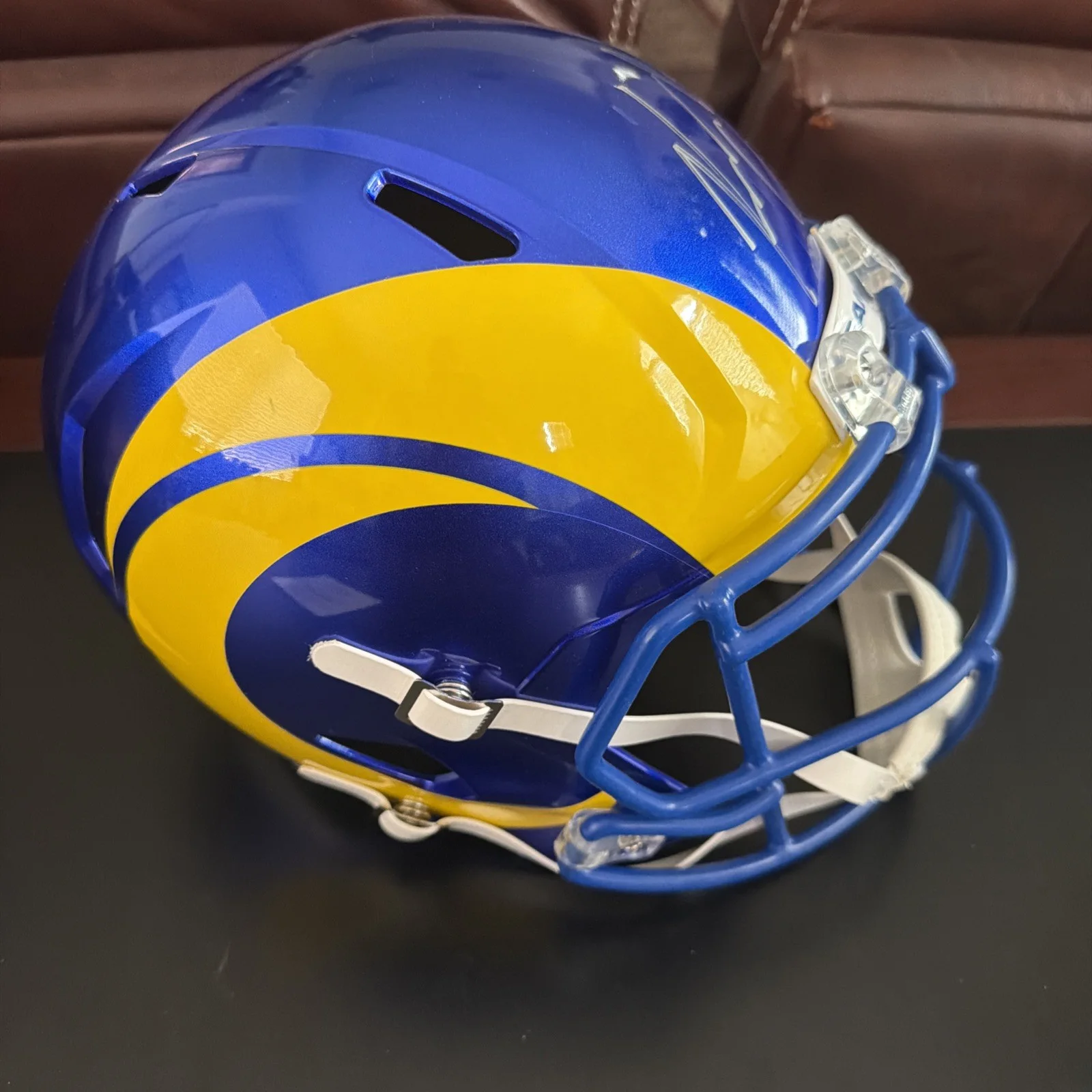 KENNY CHESNEY SIGNED SPEED REPLICA LA RAMS Helmet, image 2