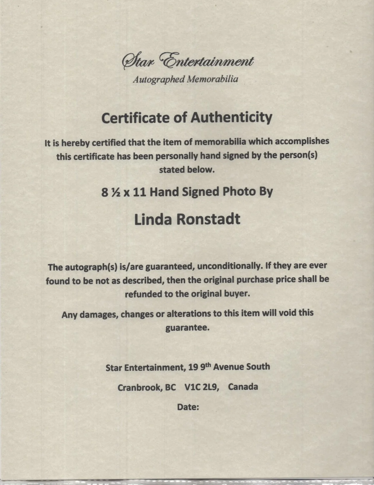 LINDA RONSTADT - STUNNING YOUNG POSE SINGER - HAND SIGNED AUTOGRAPHED PHOTO COA, image 2
