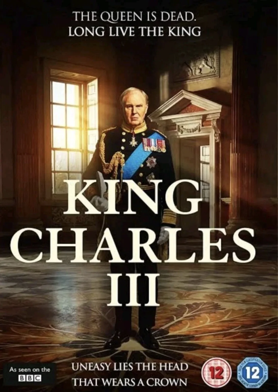 King Charles III Screen Used Movie Prop Film TV COA Rare worn newspaper, изображение 5