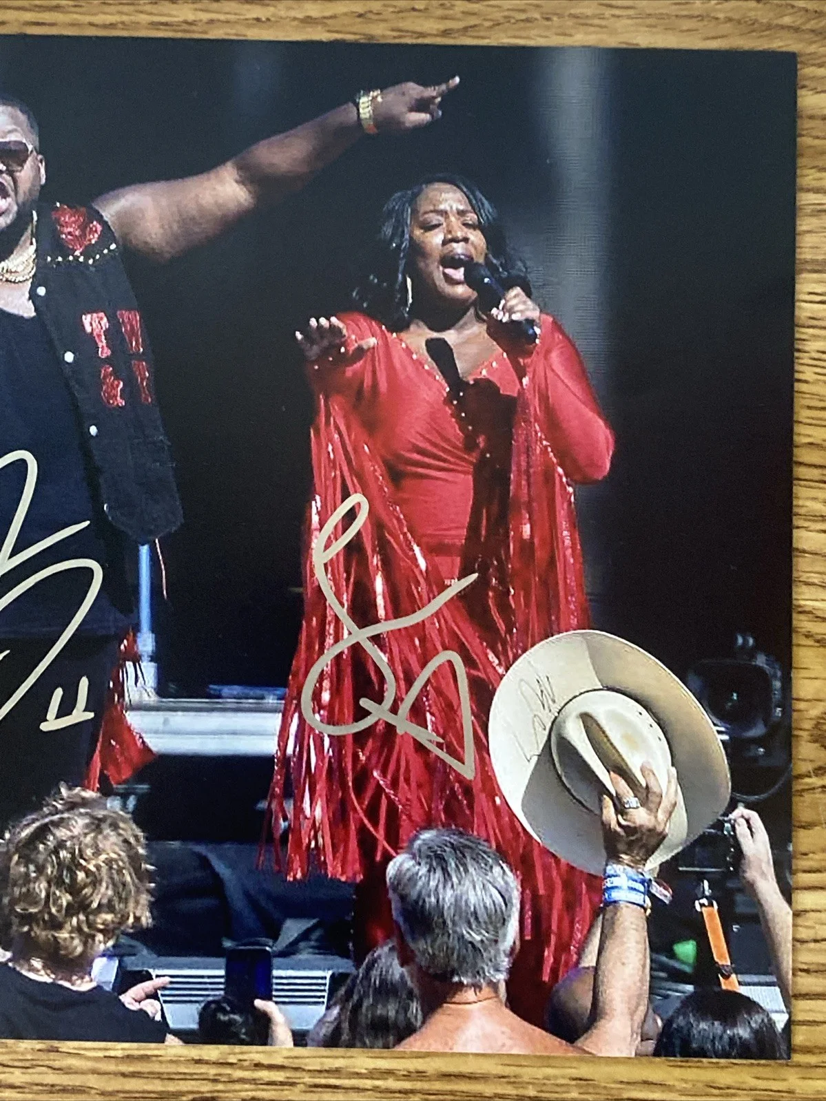 The War And Treaty Autographed 8x10 Photo Country Music Duo Micheal & Tanya, изображение 3