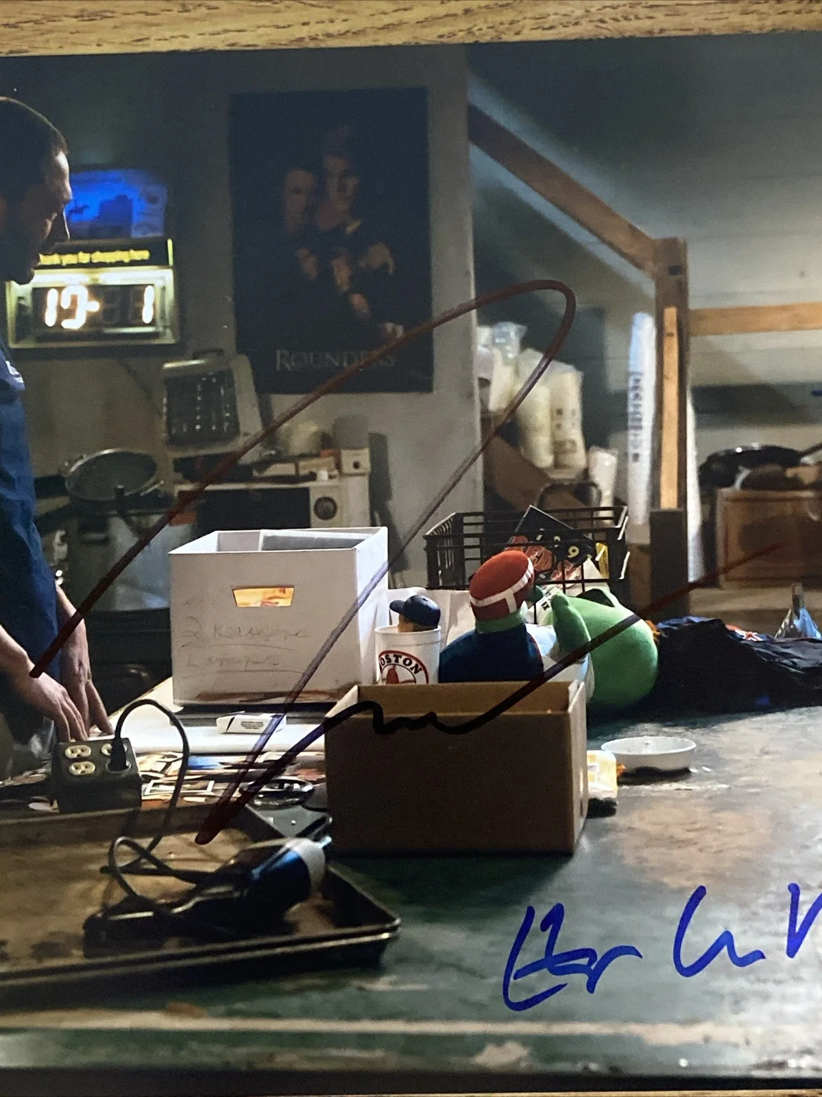 Jeremy Allen White, Ebon Moss Bachrach — Jeremy Allen White & Ebon Moss Bachrach Autographed 8x10 Photo The Bear, изображение 2