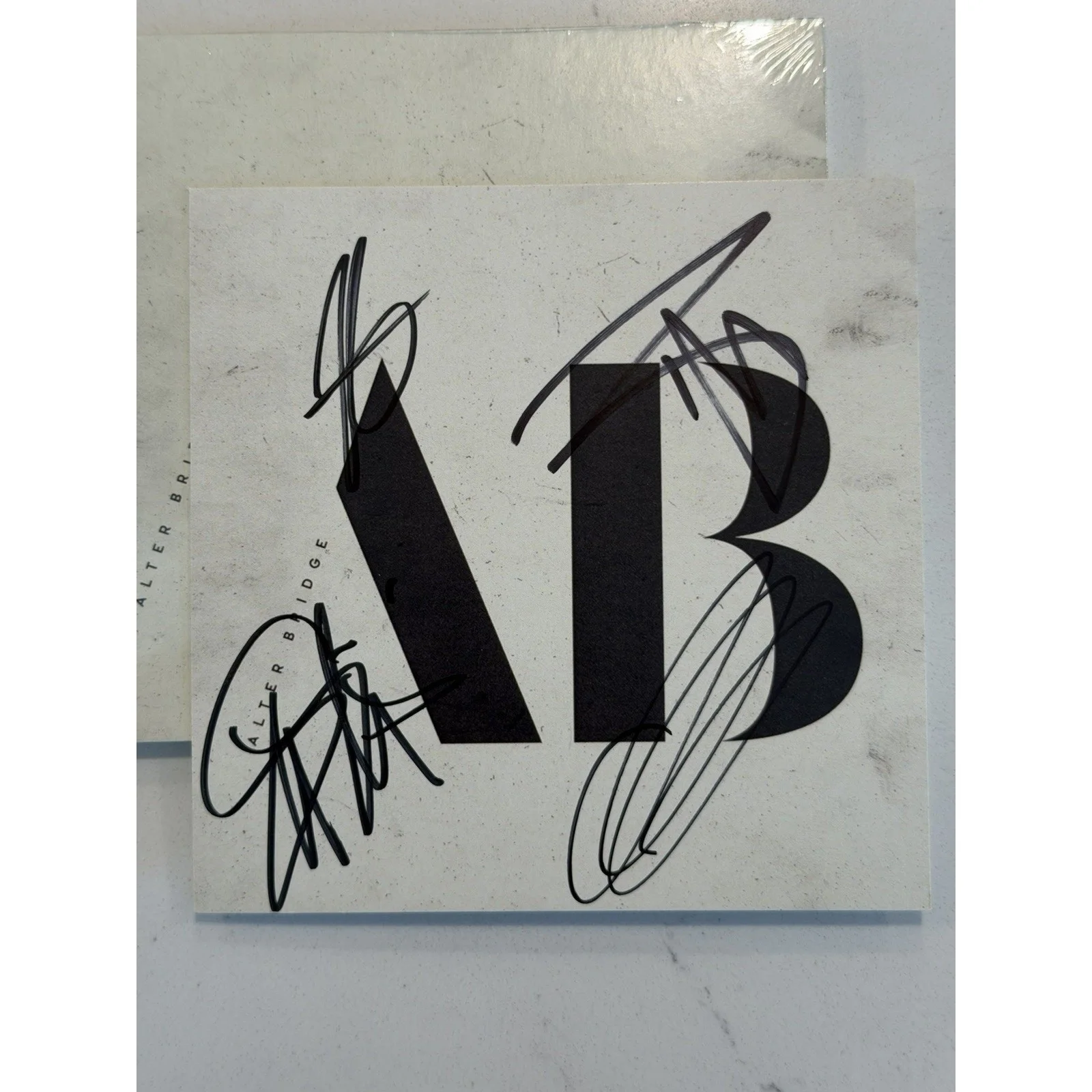 ALTER BRIDGE "AB" SIGNED CD W/ SIGNED CARD MYLES KENNEDY-TREMONTI-SCOTT-BRIAN #3, изображение 2