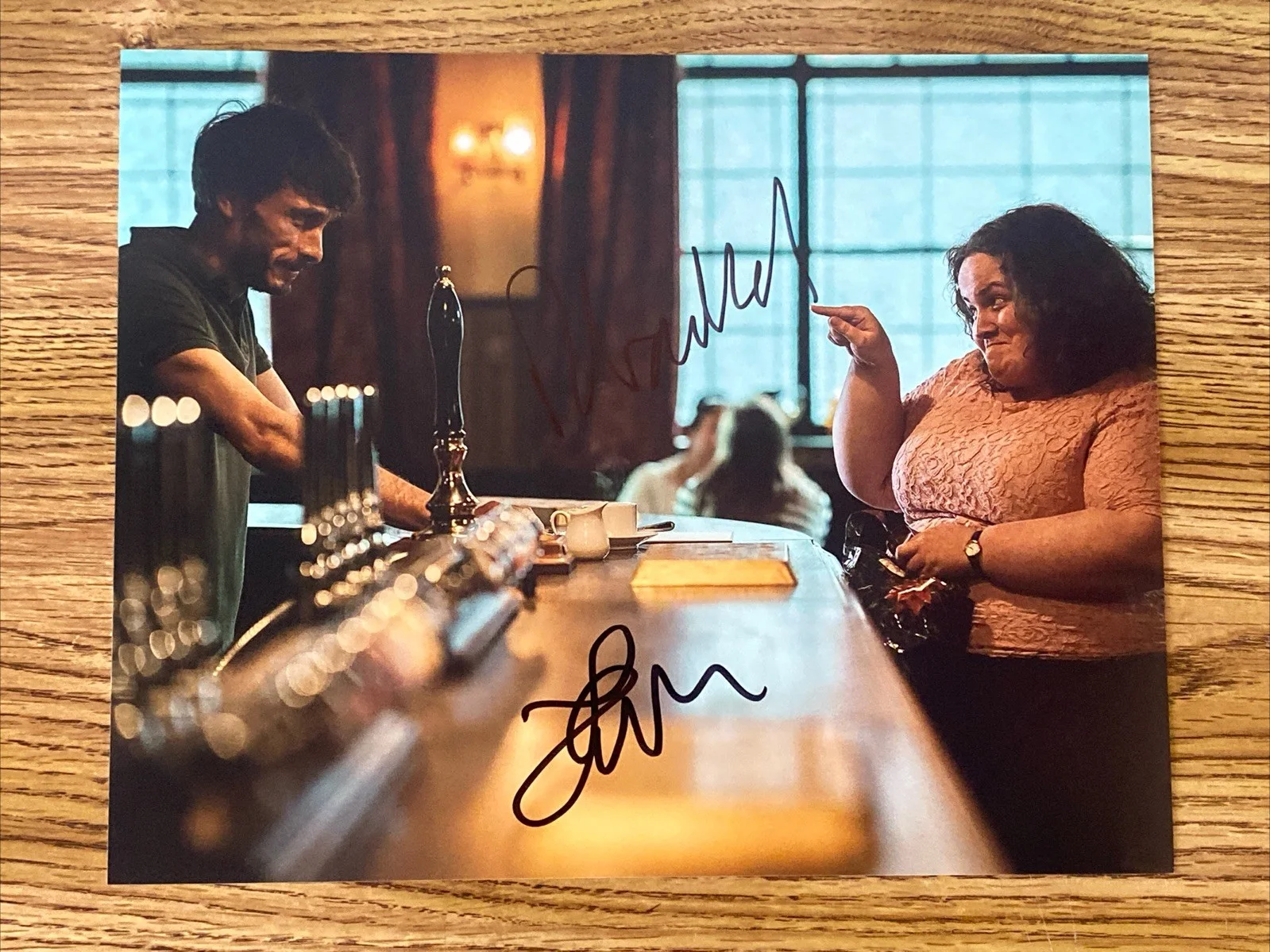 Richard Gadd & Jessica Gunnings — Richard Gadd & Jessica Gunning Autographed 8x10 Photo Baby Reindeer