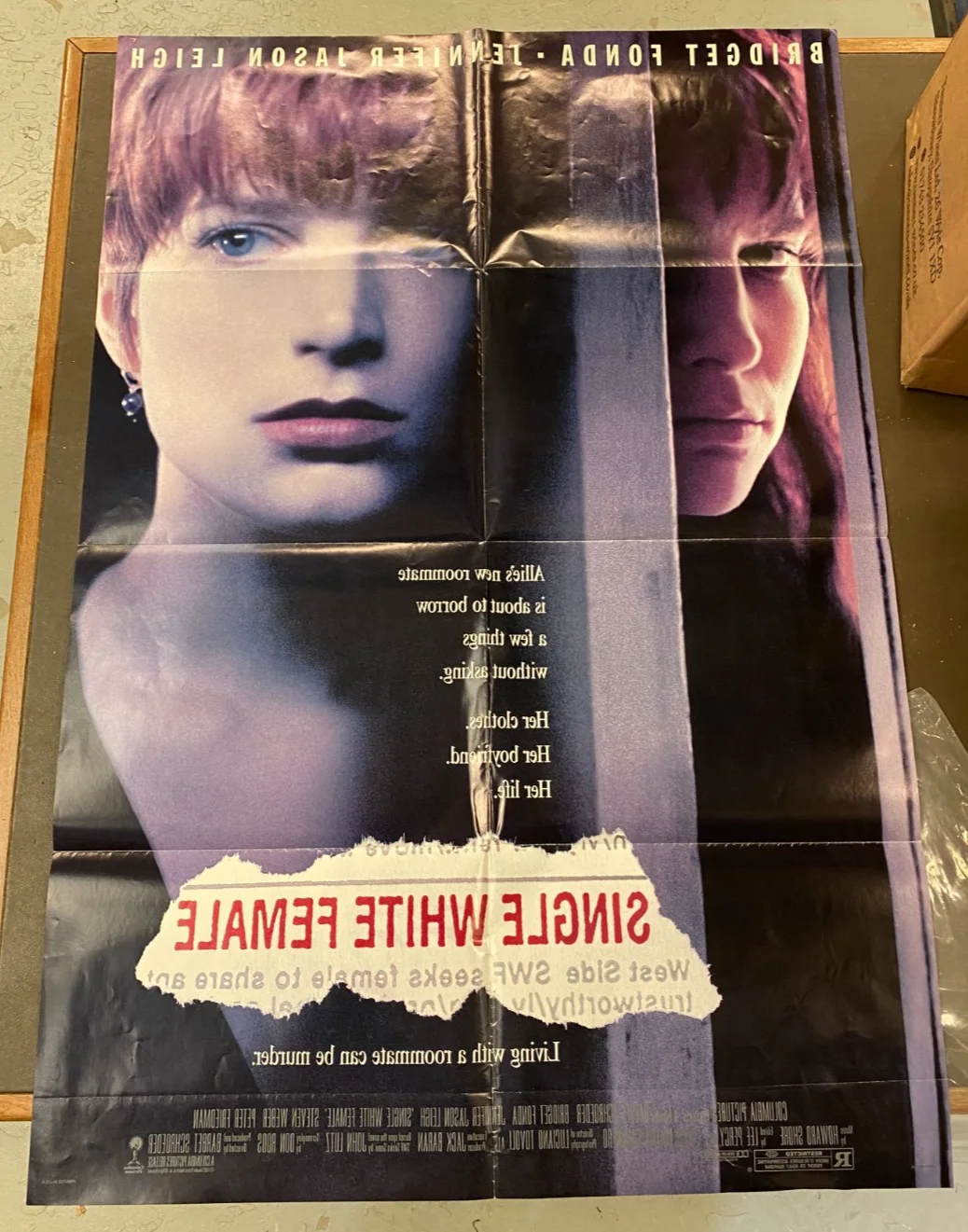 SINGLE WHITE FEMALE - 27 x 40 DOUBLE~SIDED - Movie Poster Bridget Fonda, изображение 2