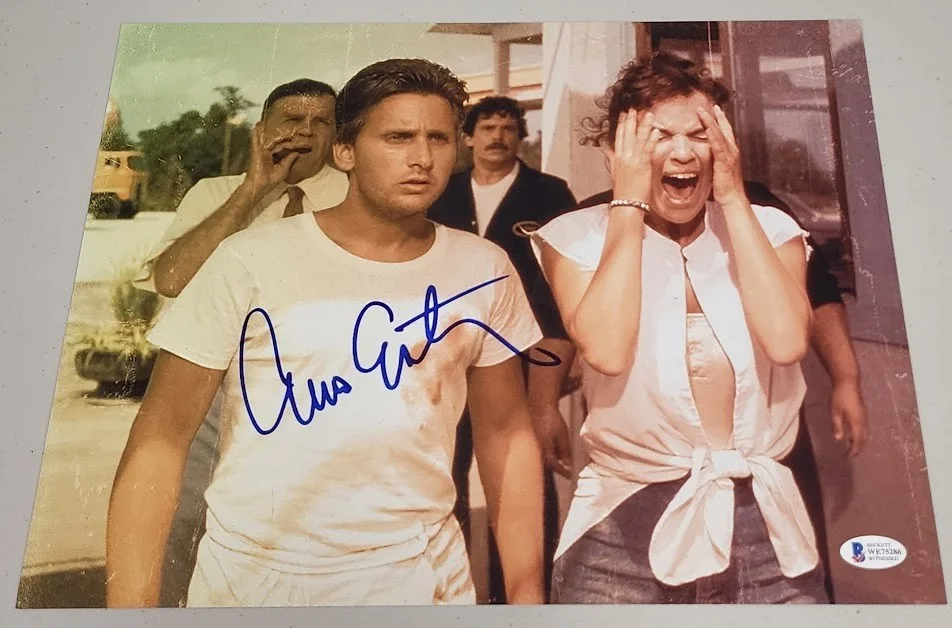Emilio Estevez — Emilio Estevez Signed Autographed 11x14 Photo Maximum Overdrive BECKETT