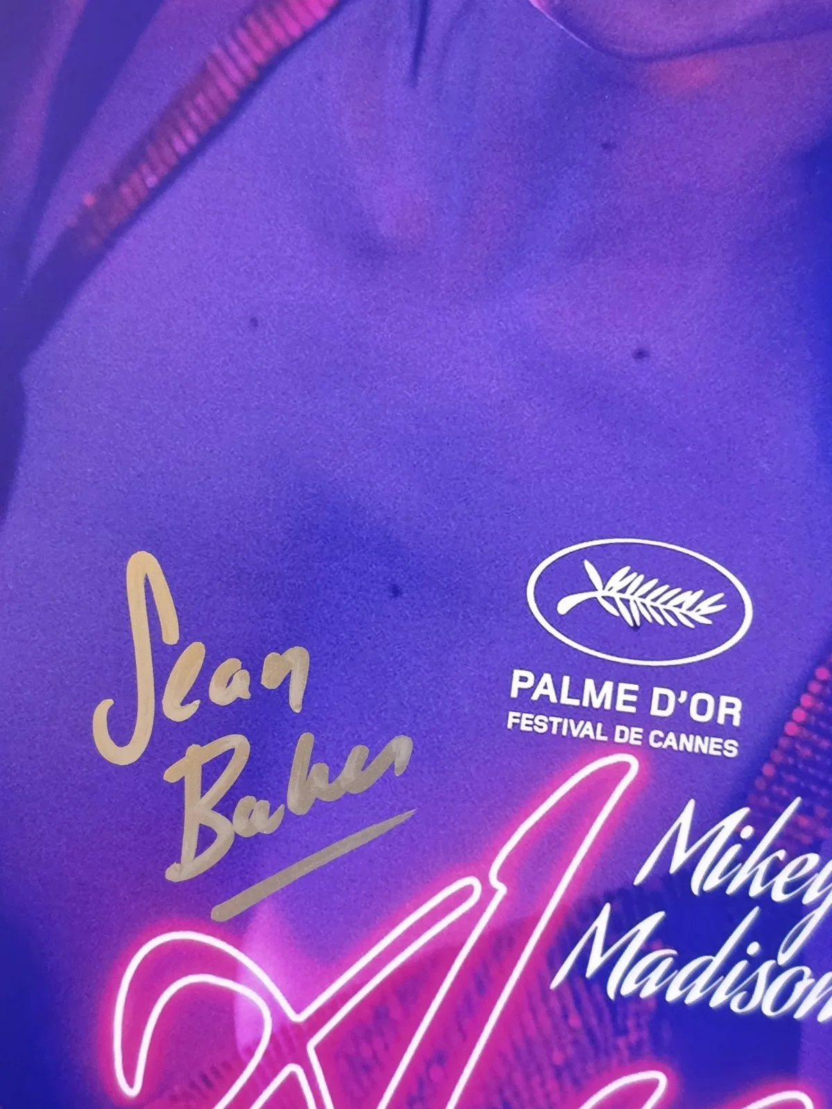 Sean Baker — Sean Baker signed Anora 12x18 photo Movie Poster Beckett Autograph Director, изображение 2
