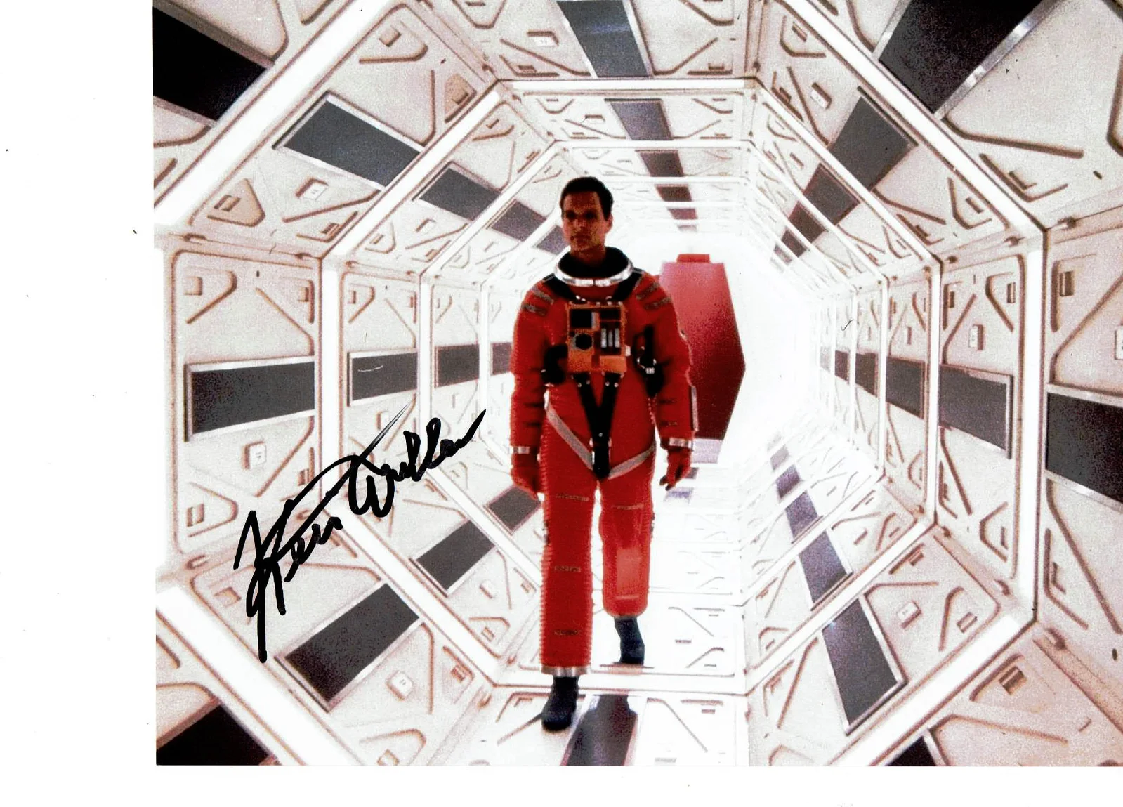 KEIR DULLEA — KEIR DULLEA Autographed 8x10 color Photo 2001: A Space Odyssey