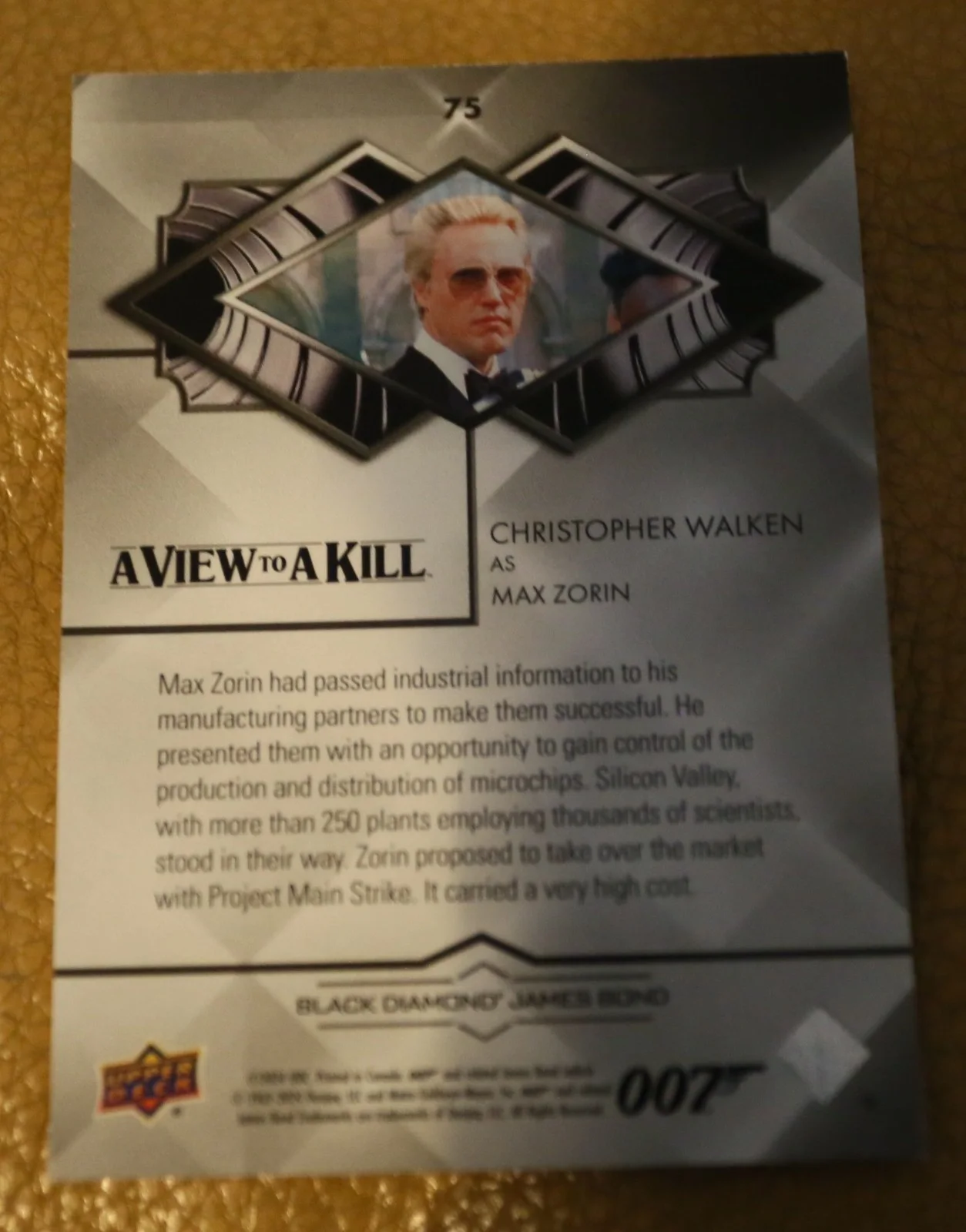 JAMES BOND NUMBER 57 of 199 CHRISTOPHER WALKEN BLACK DIAMOND TRADING CARD, image 2