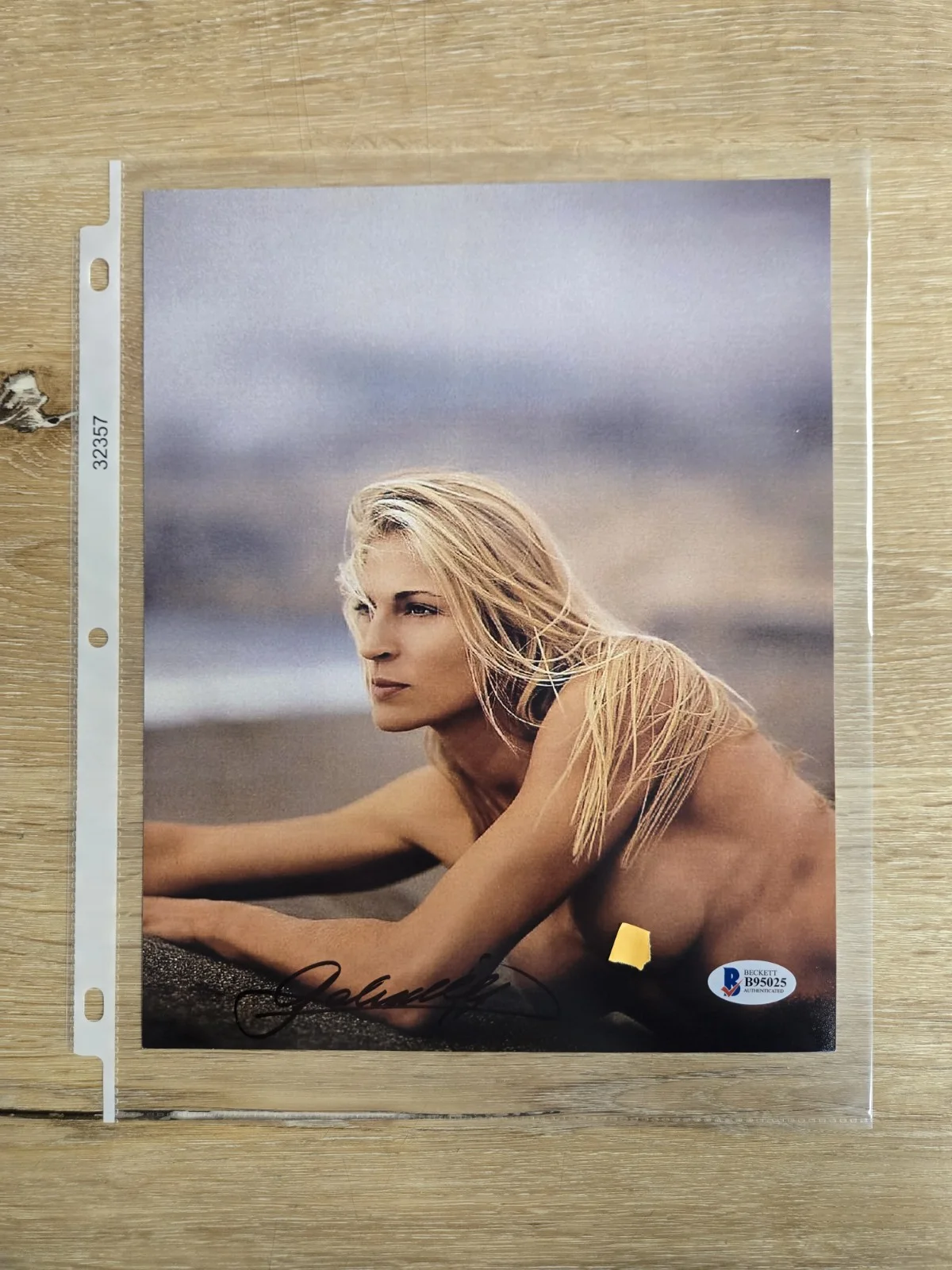 Gabrielle Reece Autographed Signed 8x10" Photograph W/ BECKETT COA, изображение 2