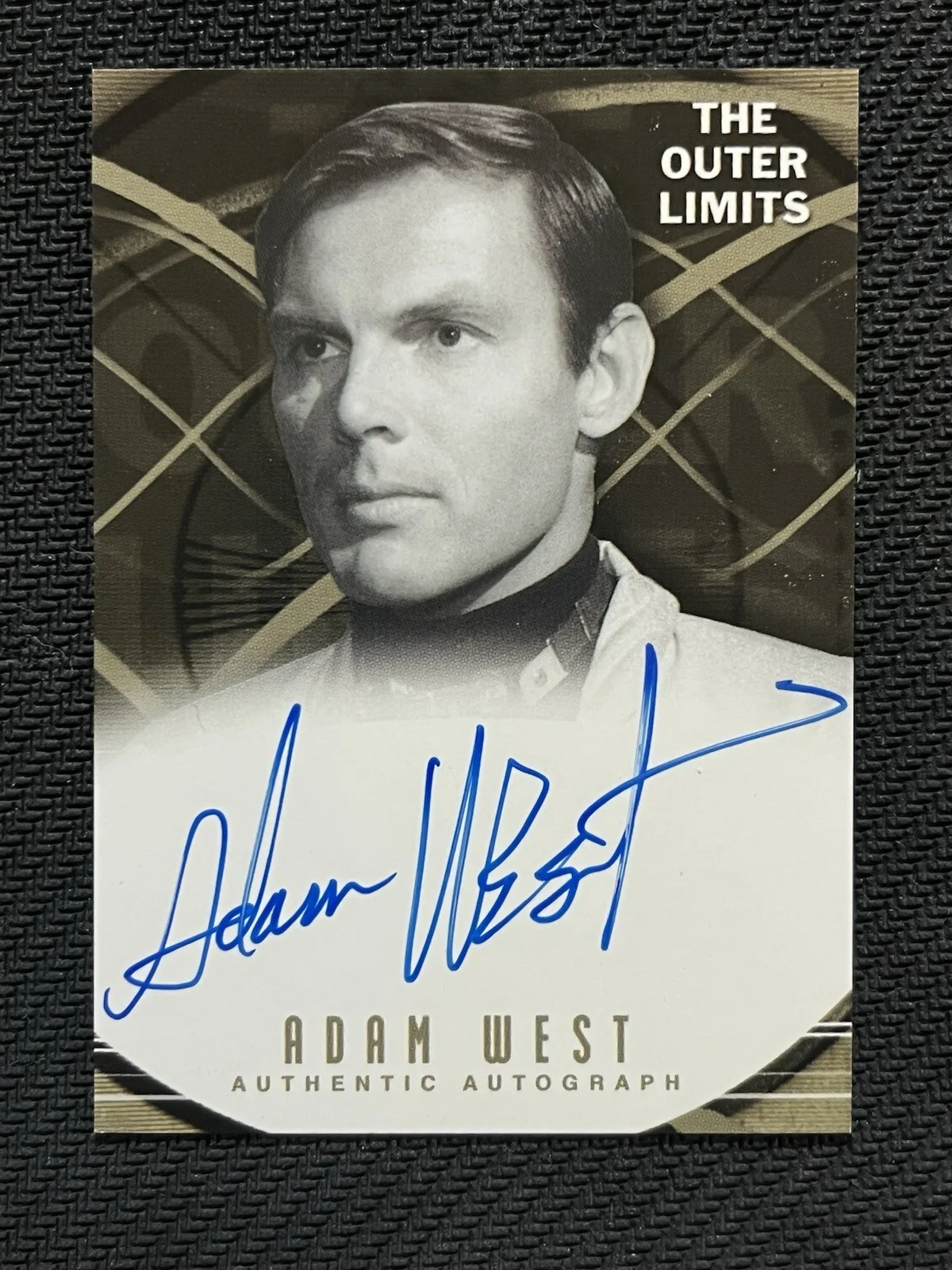 Adam West — Adam West Signed Custom 1/1 Batman Art Card Display - Rittenhouse Autograph, изображение 4
