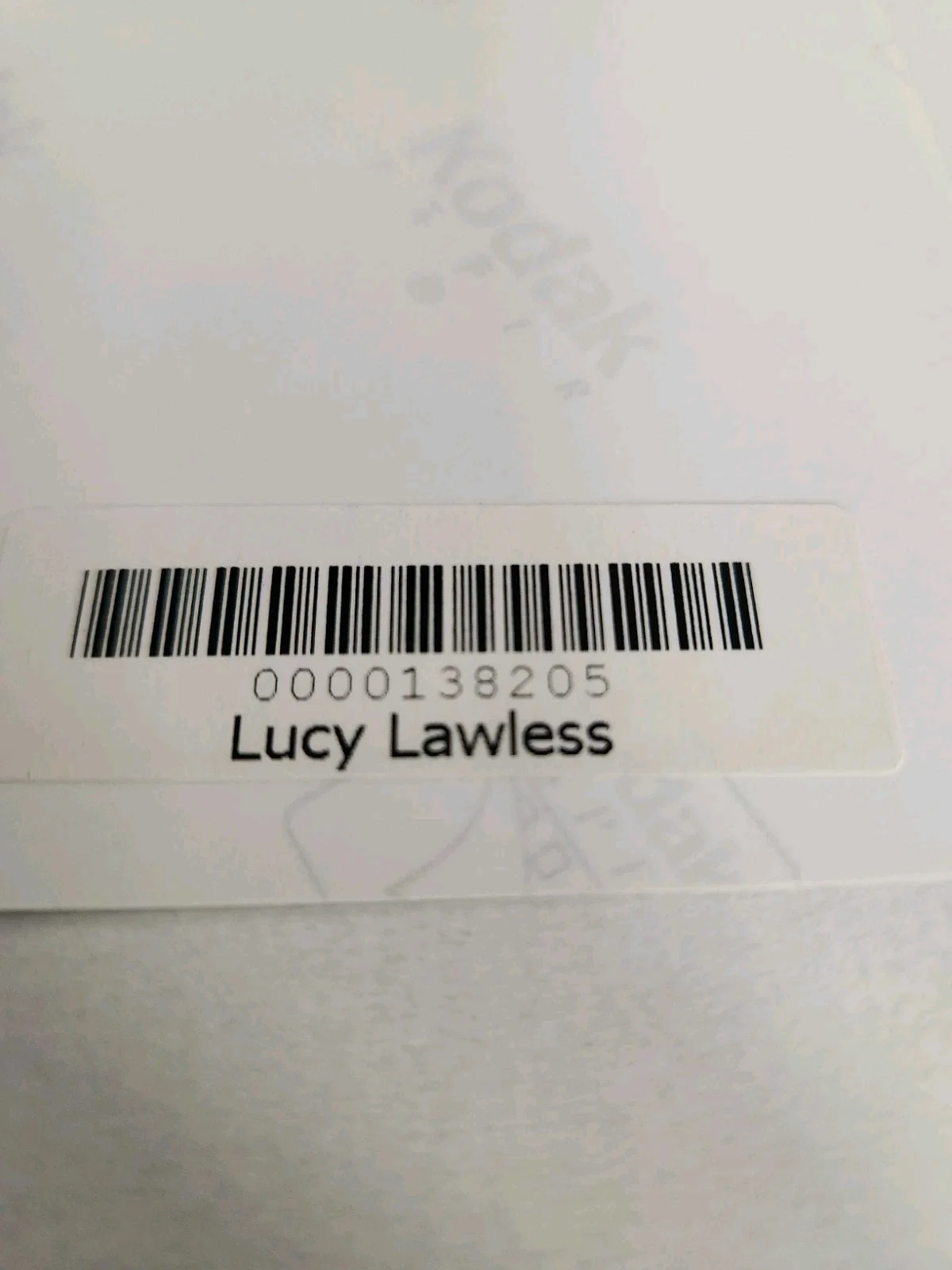 Lucy Lawless Signed Autographed 8x10" Photograph AW COA Xena Sexy Portrait, изображение 3