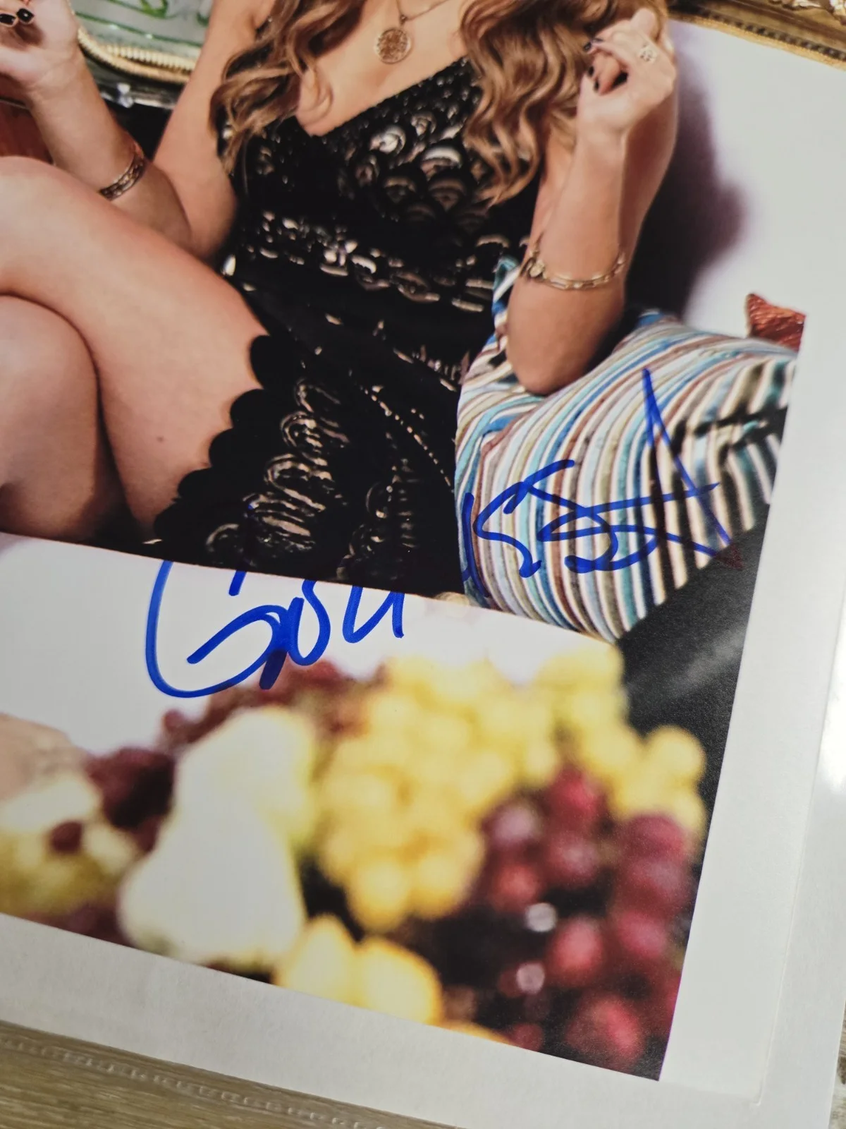 Golnesa Gharachedaghi Autographed Signed 8x10" Photograph "Shahs Of Sunset", image 3