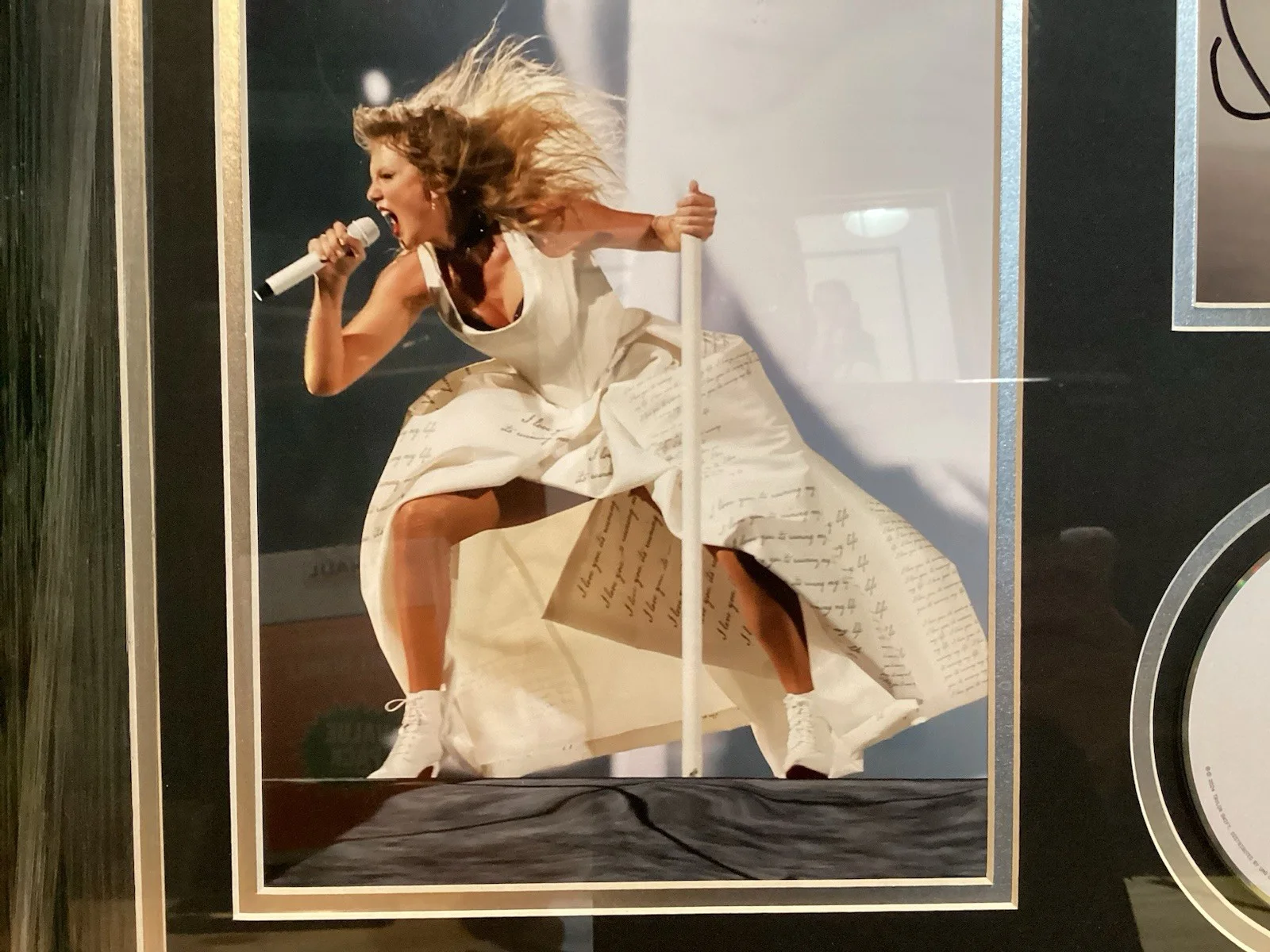 Taylor Swift 18x21 Signed CD Cover Display With JSA COA, image 4