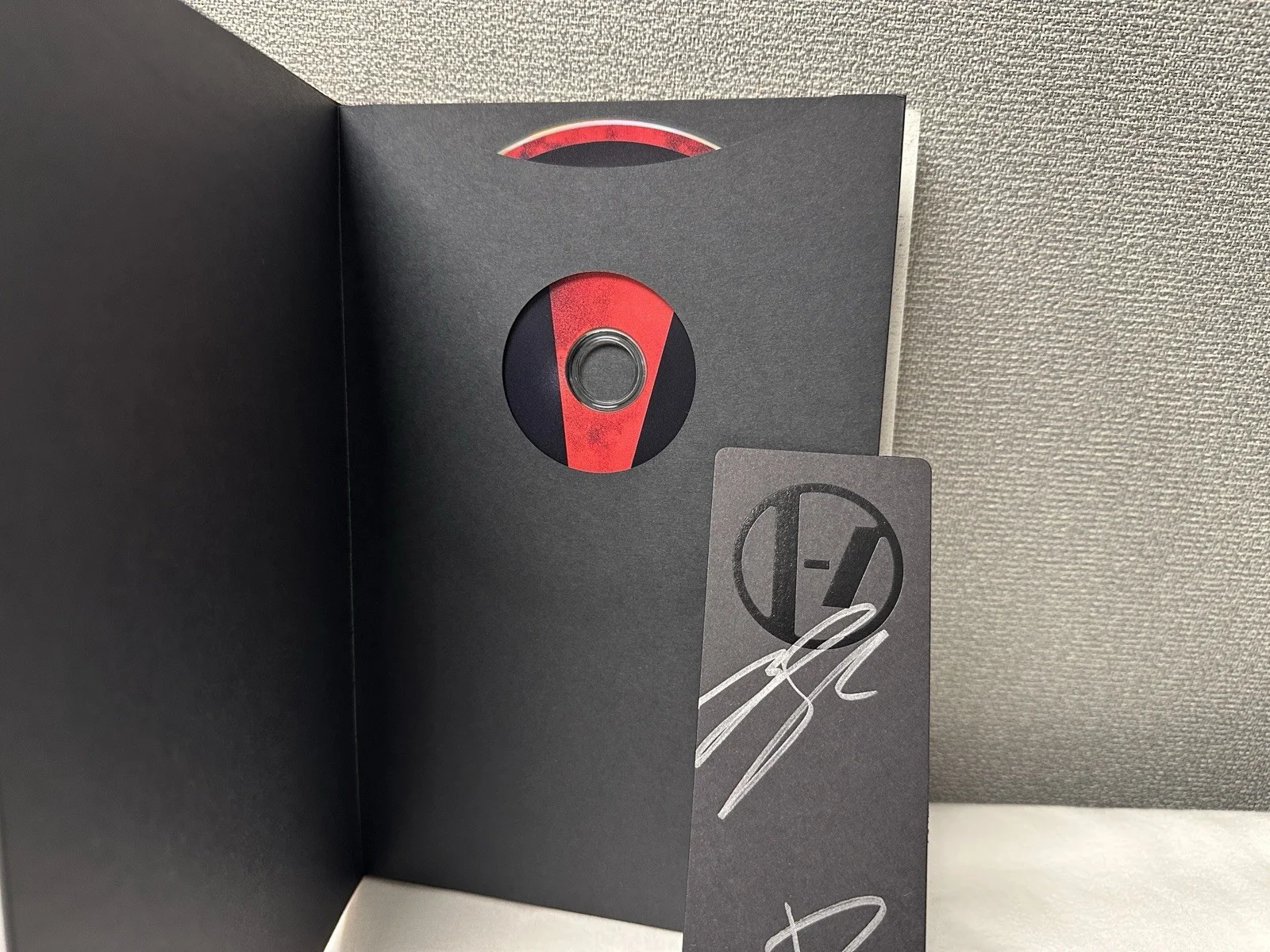 Twenty One Pilots Clancy CD Journal Signed Bookmark Autographed Sacred Dema, image 2