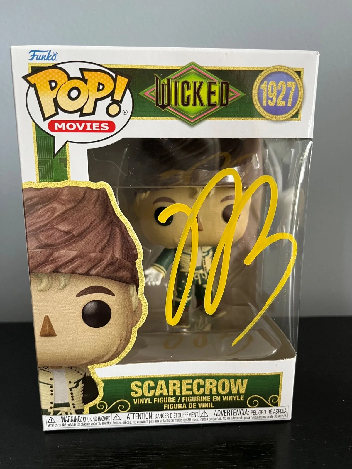 Jonathan Bailey — Jonathan Bailey Hand Signed SCARECROW Funko Pop #1927 WICKED FOR GOOD COA