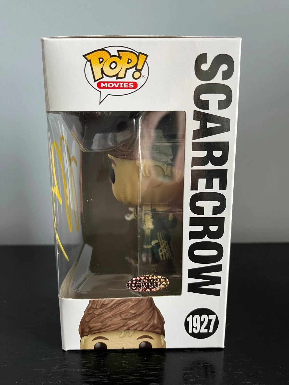 Jonathan Bailey — Jonathan Bailey Hand Signed SCARECROW Funko Pop #1927 WICKED FOR GOOD COA, изображение 4