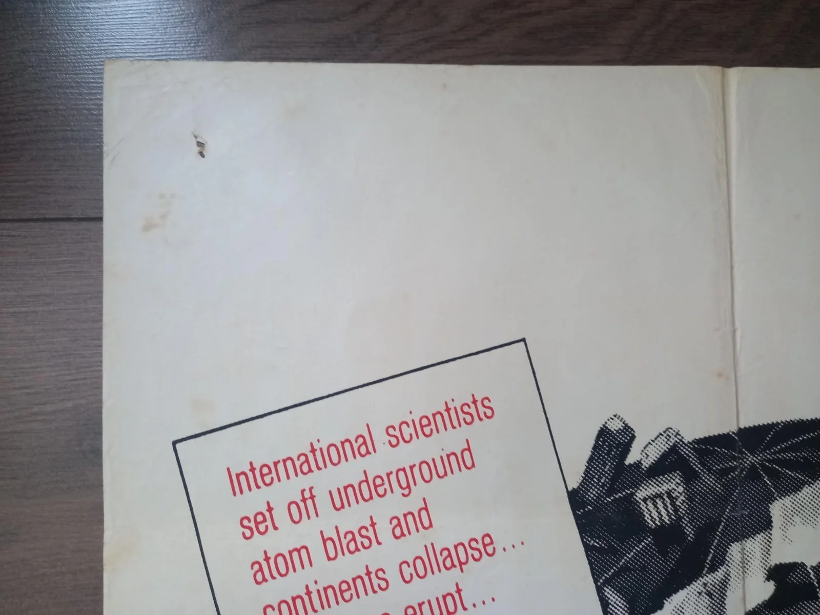 CRACK IN THE WORLD 1965 BRITISH QUAD POSTER DANA ANDREWS JANETTE SCOTT, image 3