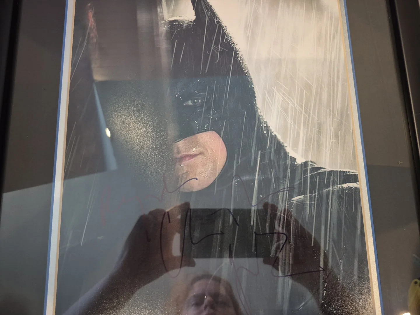 Christian Bale — *BATMAN THE DARK KNIGHT* Christian Bale Signed Photo PSA/DNA Framed Matted, изображение 4