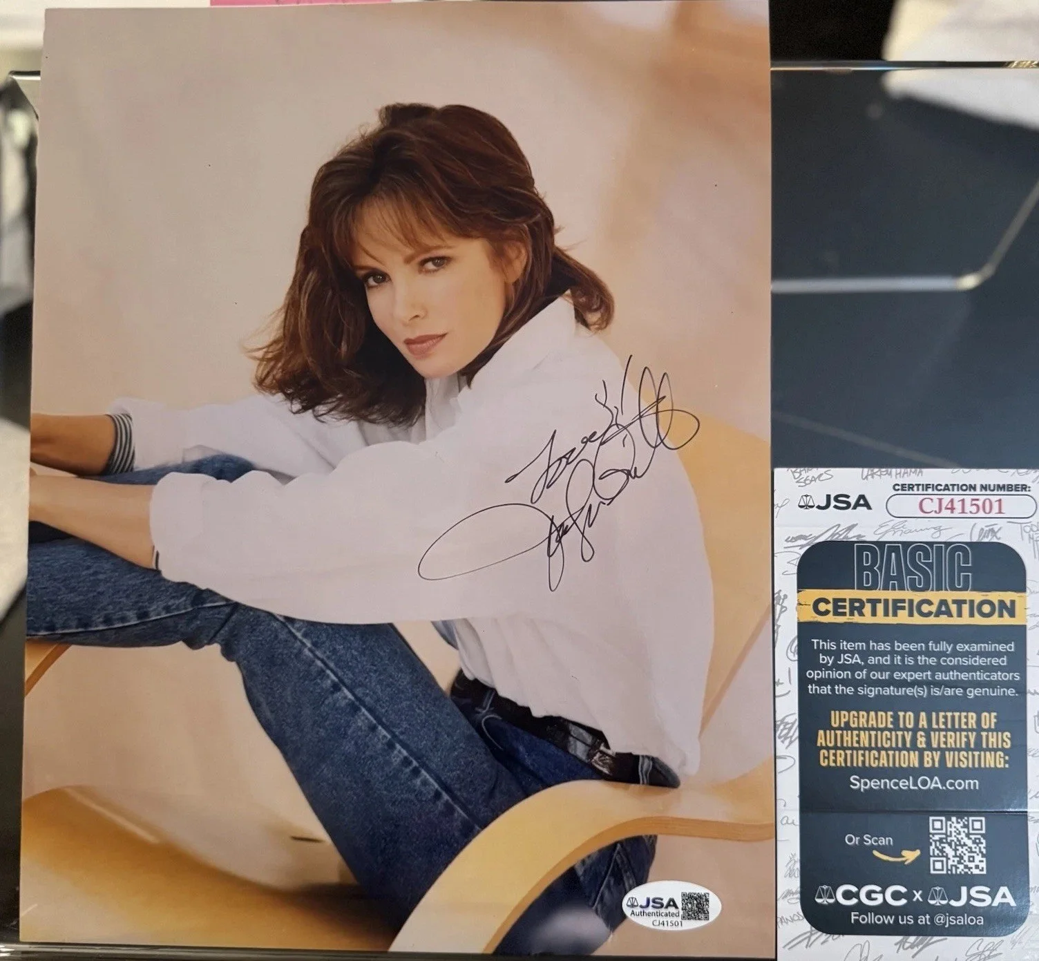 Jaclyn Smith — Jaclyn Smith Signed Charlie’s Angels 8x10 Photo JSA COA, image 2